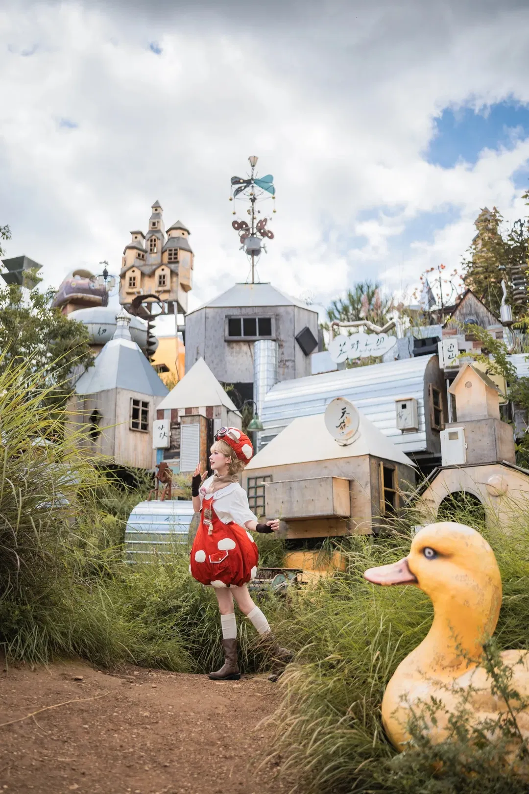 紅波點Lolita與機械飛行器，宮崎駿風奇幻旅拍 - 第 18 張