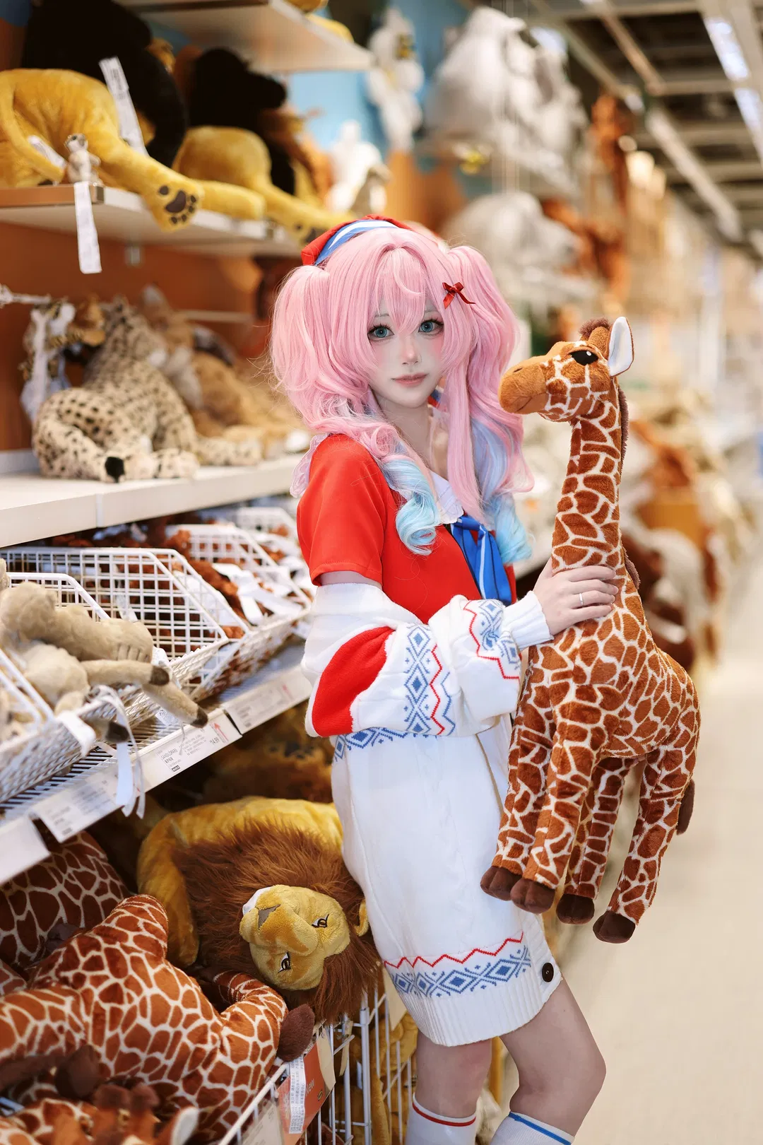 【风堇cos】崩坏星穹铁道里的风堇，红白配色的甜酷女孩 - 第 4 张