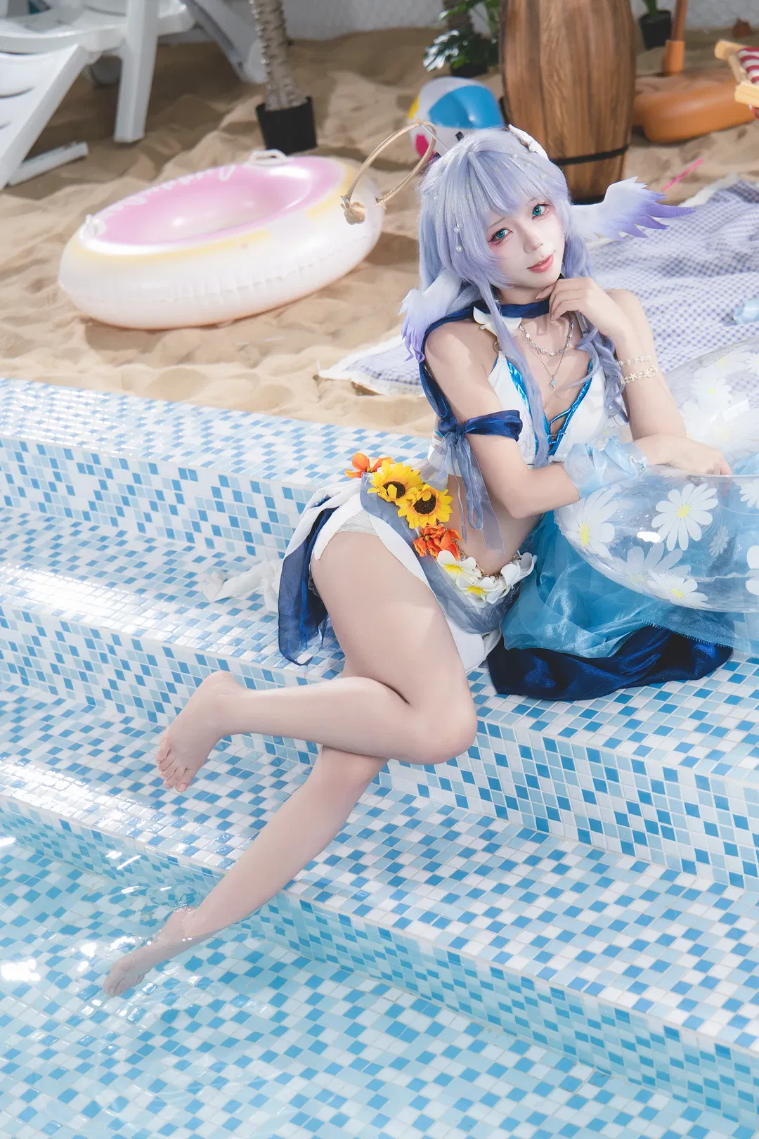 【知更鸟cos】夏日泳池边的清凉漫步 - 第 4 张