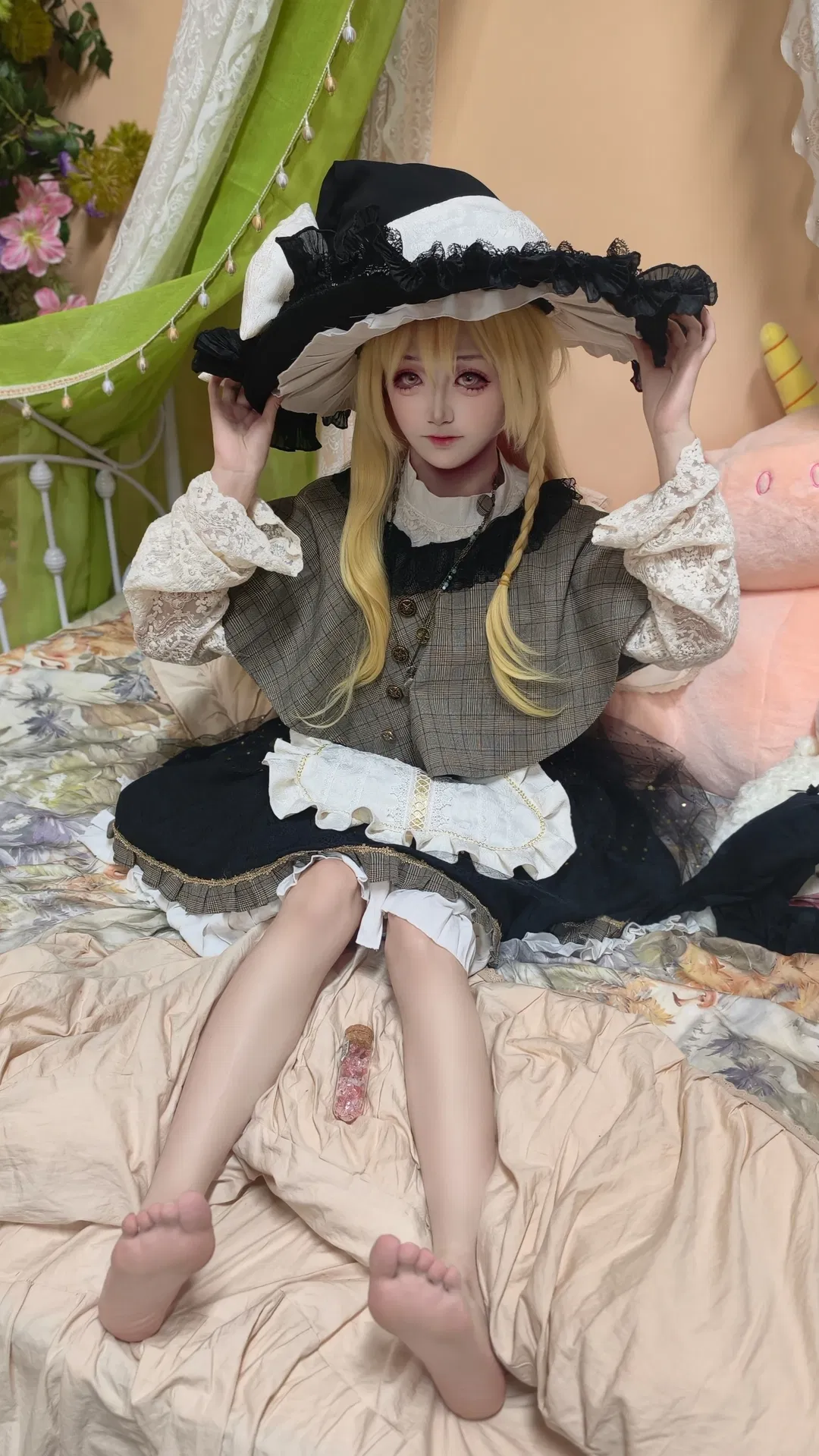 【霧雨魔理沙cos】東方Project的魔法使，格紋與蕾絲的童話感演繹 - 第 2 張