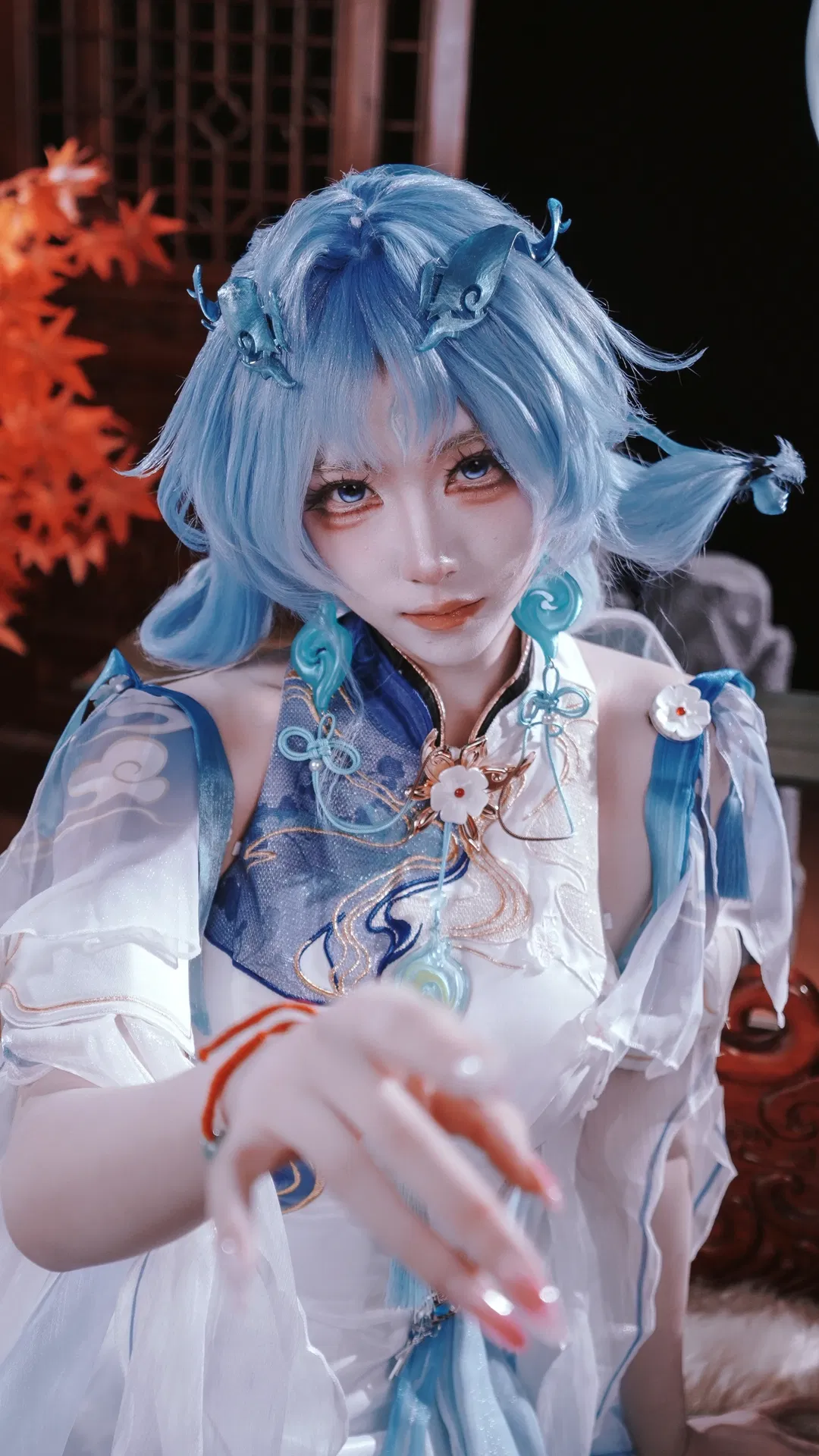 【清宵cos】鸣潮师尊的满月之夜 - 第 4 张