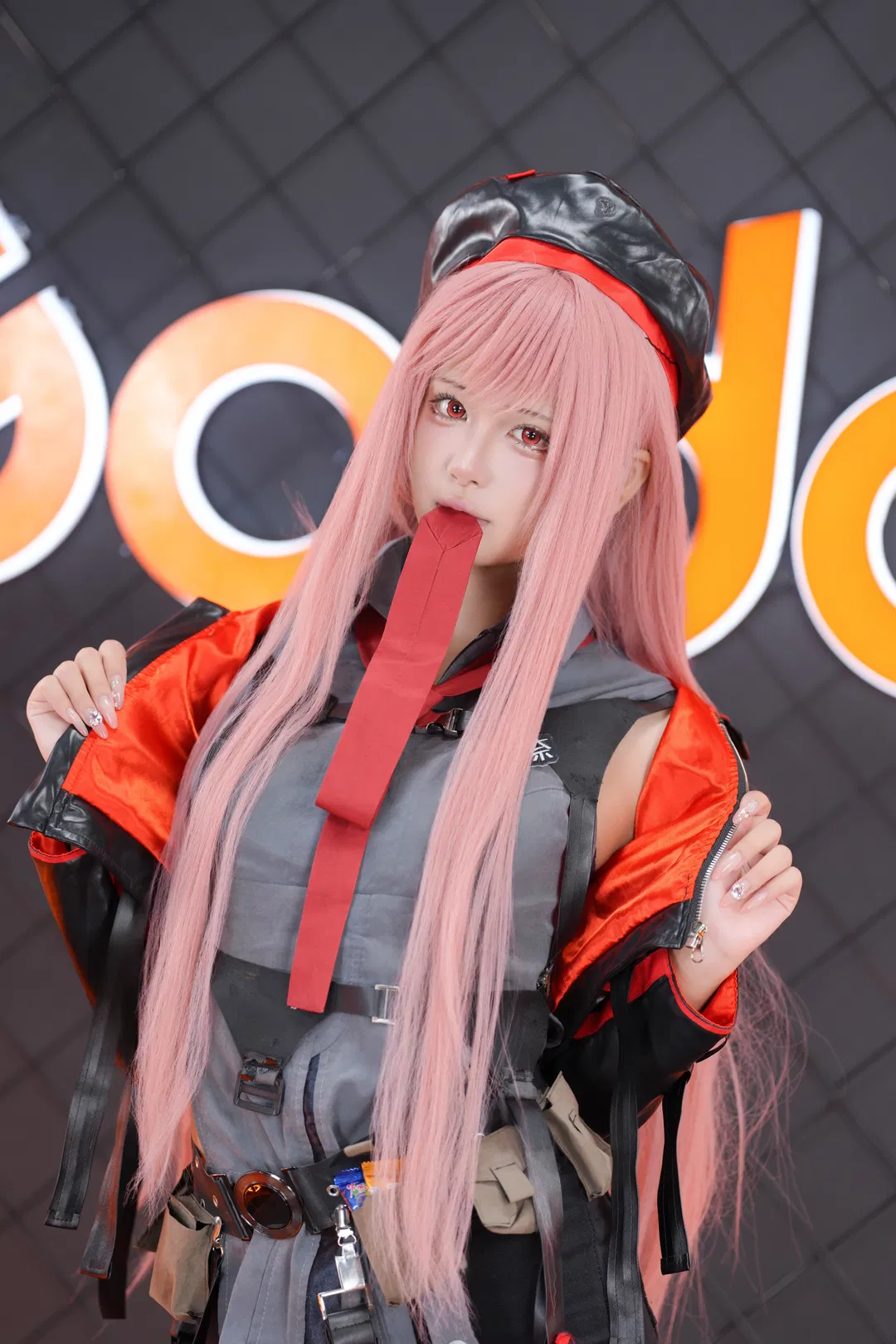 【拉毗cos】胜利女神战术装备漫展场照 - 第 1 张