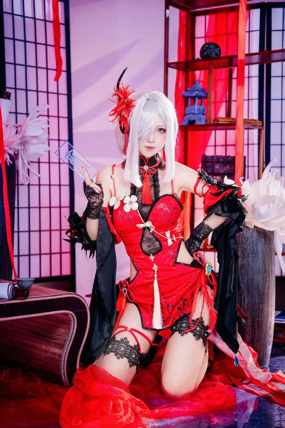 【申鹤cos】红黑旗袍风格的申鹤 - 第 4 张