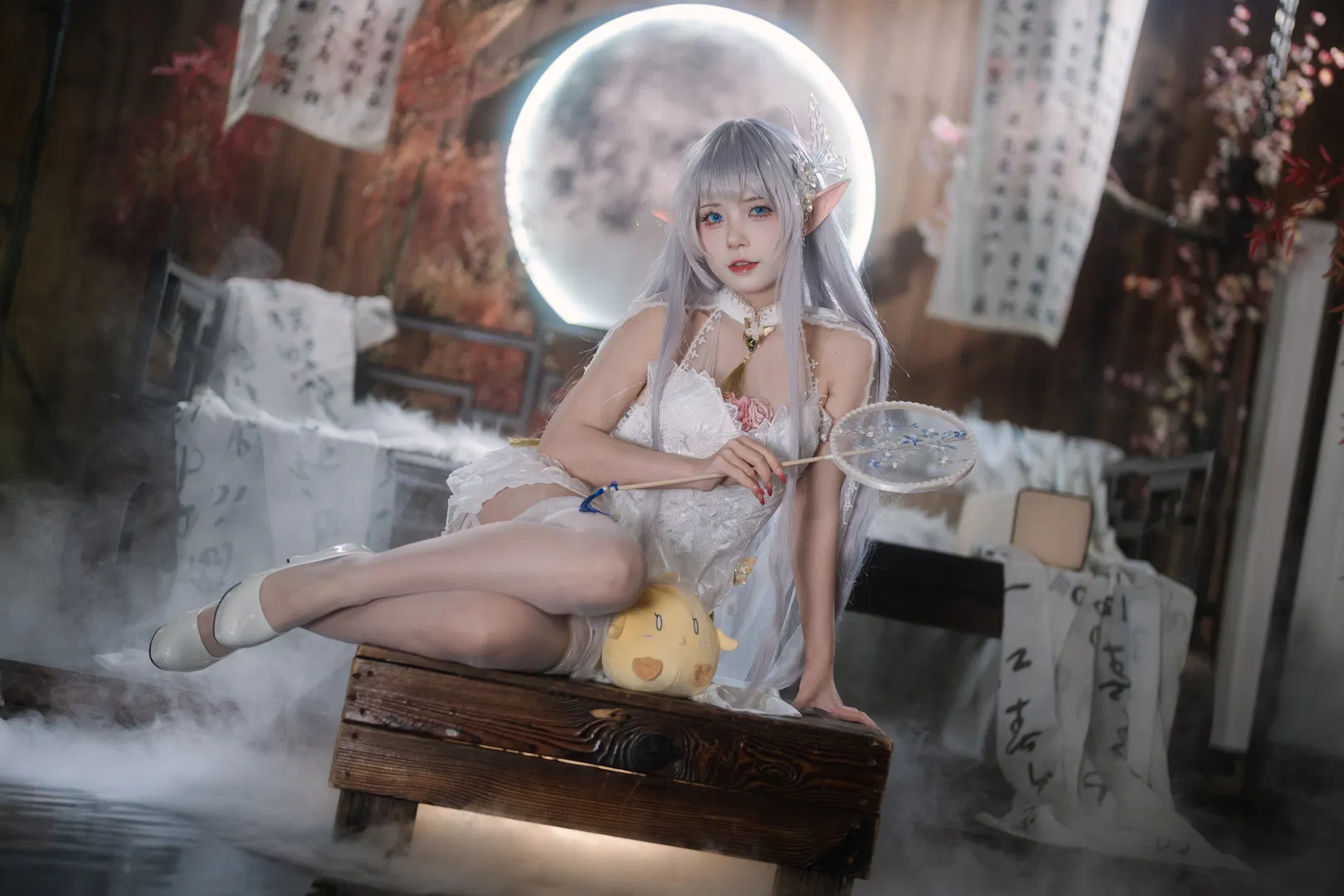 【阿尔比恩cos】碧蓝航线月色下的慵懒白裙精灵 - 第 4 张