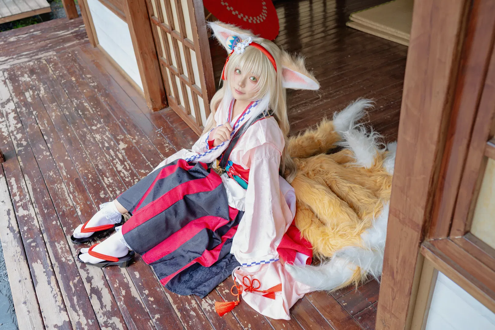 【铃兰cos】明日方舟的复古和风与毛绒大尾巴 - 第 2 张