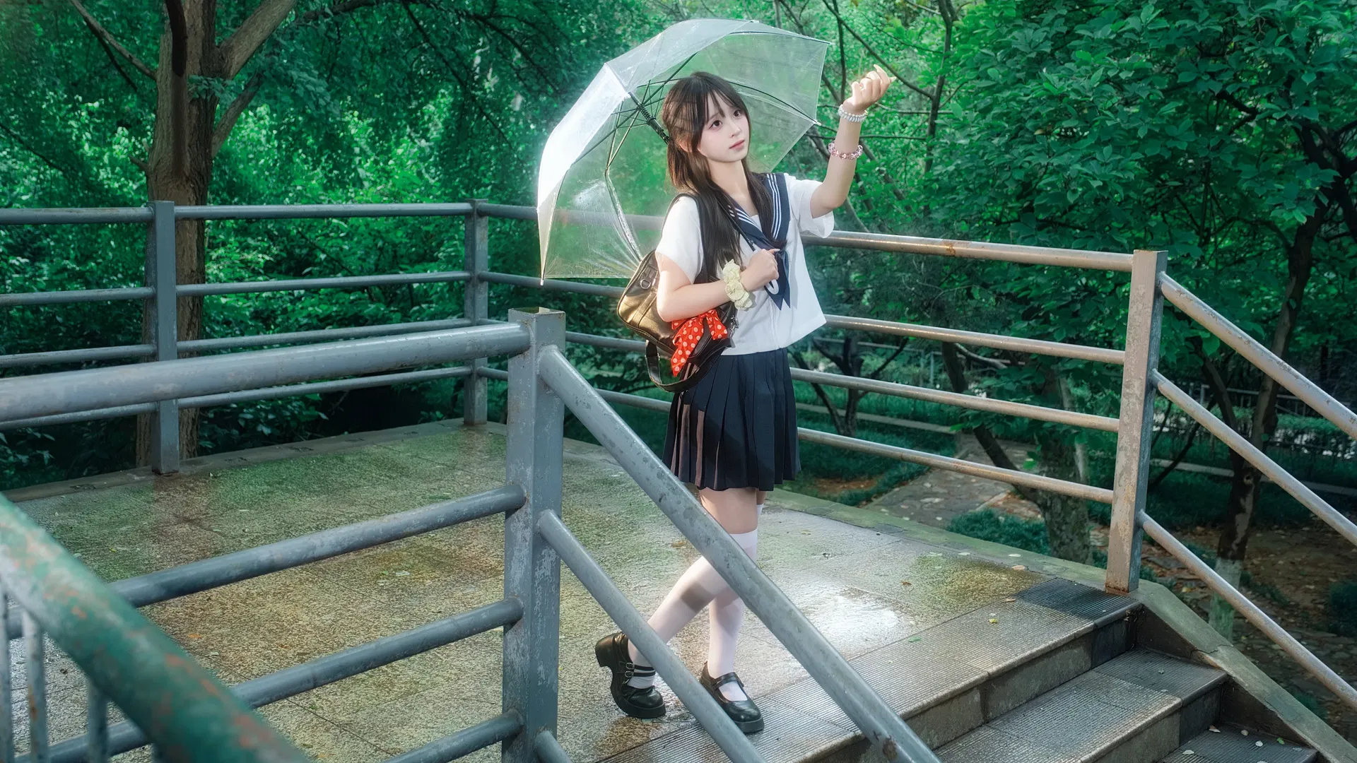 雨后台阶上的水手服JK少女写真 - 第 5 张