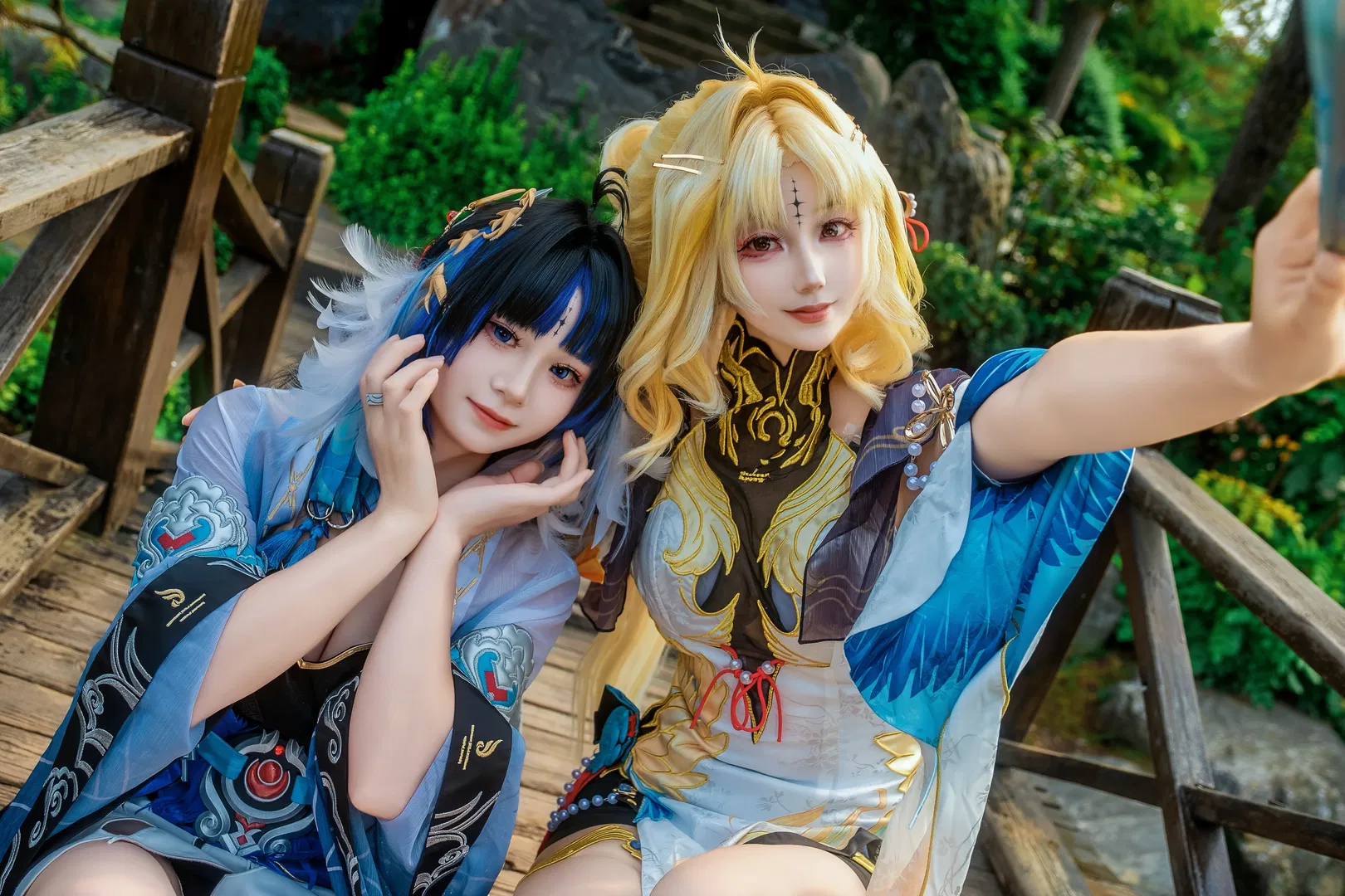 【穗穗秧秧cos】鸣潮姐妹花的园林日常 - 第 2 张
