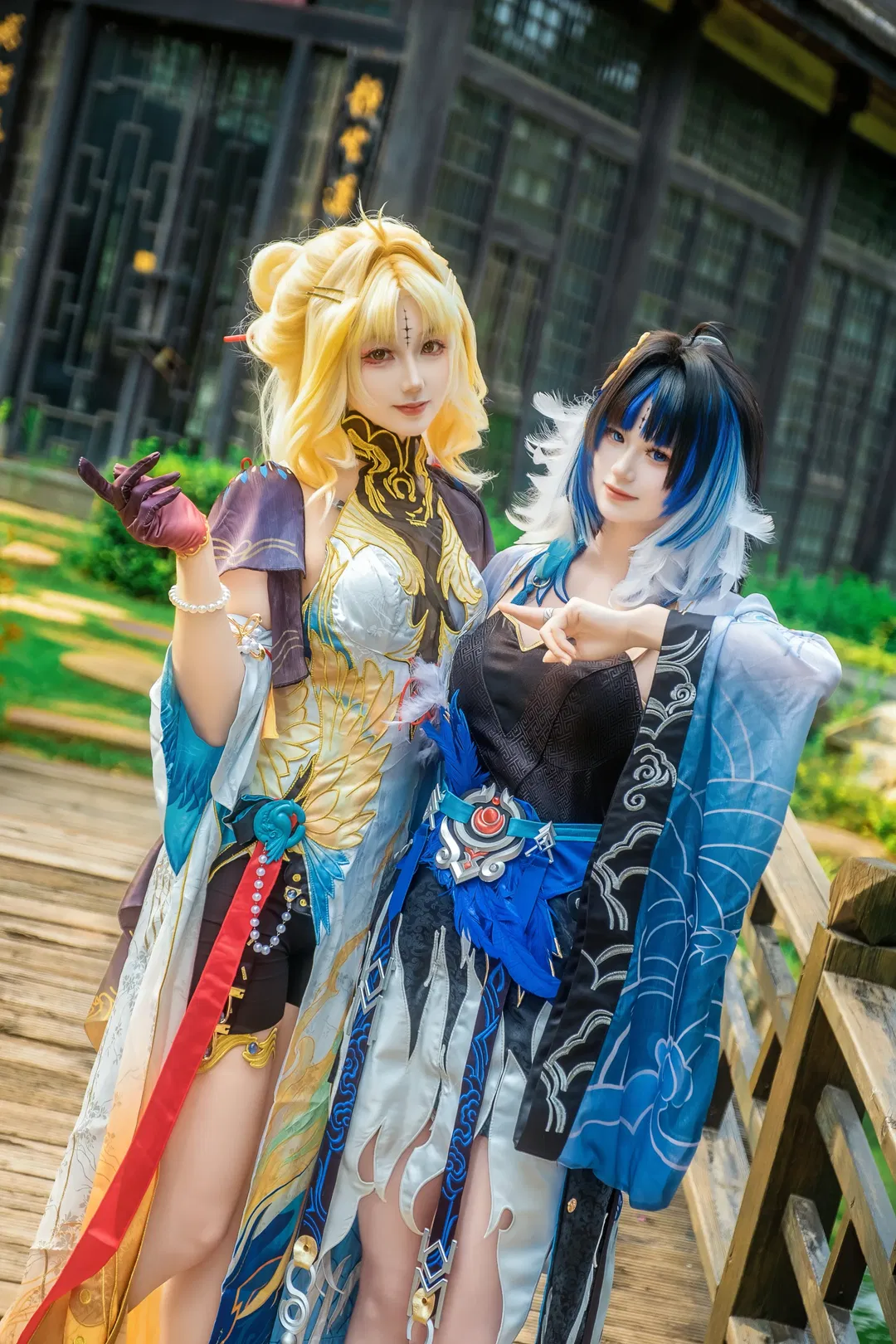 【穗穗秧秧cos】鸣潮姐妹花的园林日常 - 第 5 张