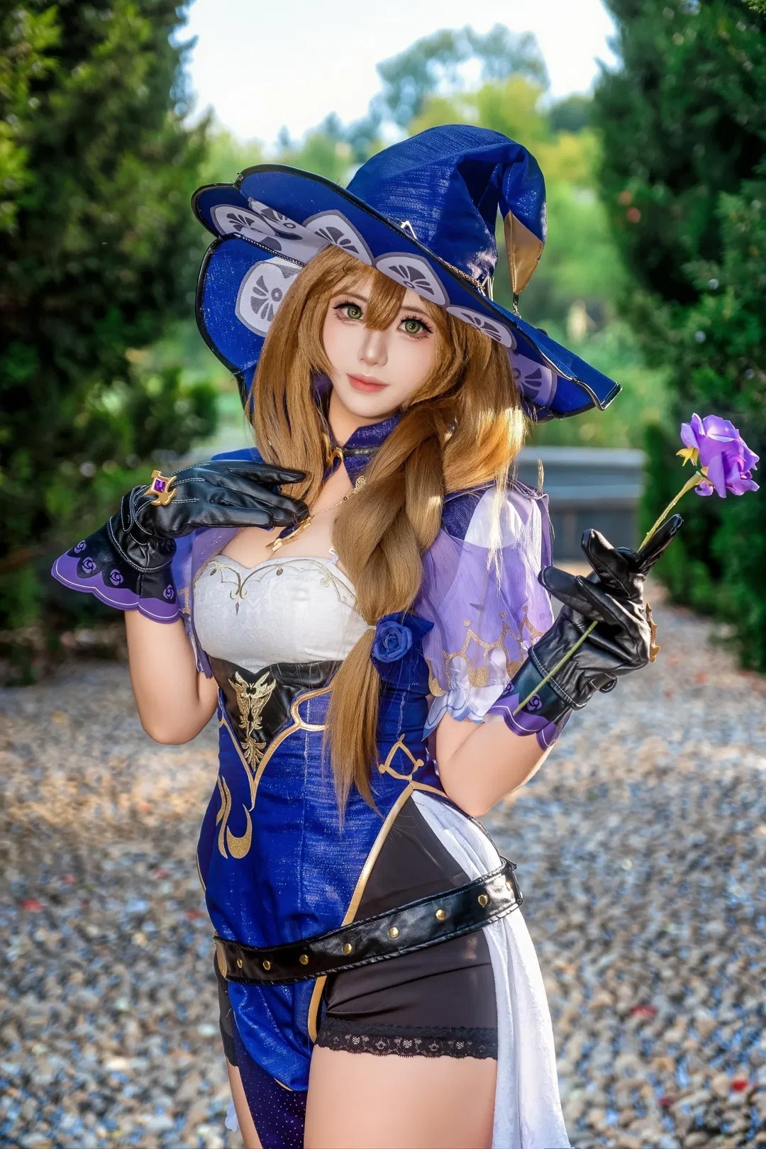 【麗莎cos】原神魔法使的外景記錄，紫玫瑰與舊書的奇妙碰撞 - 第 6 張