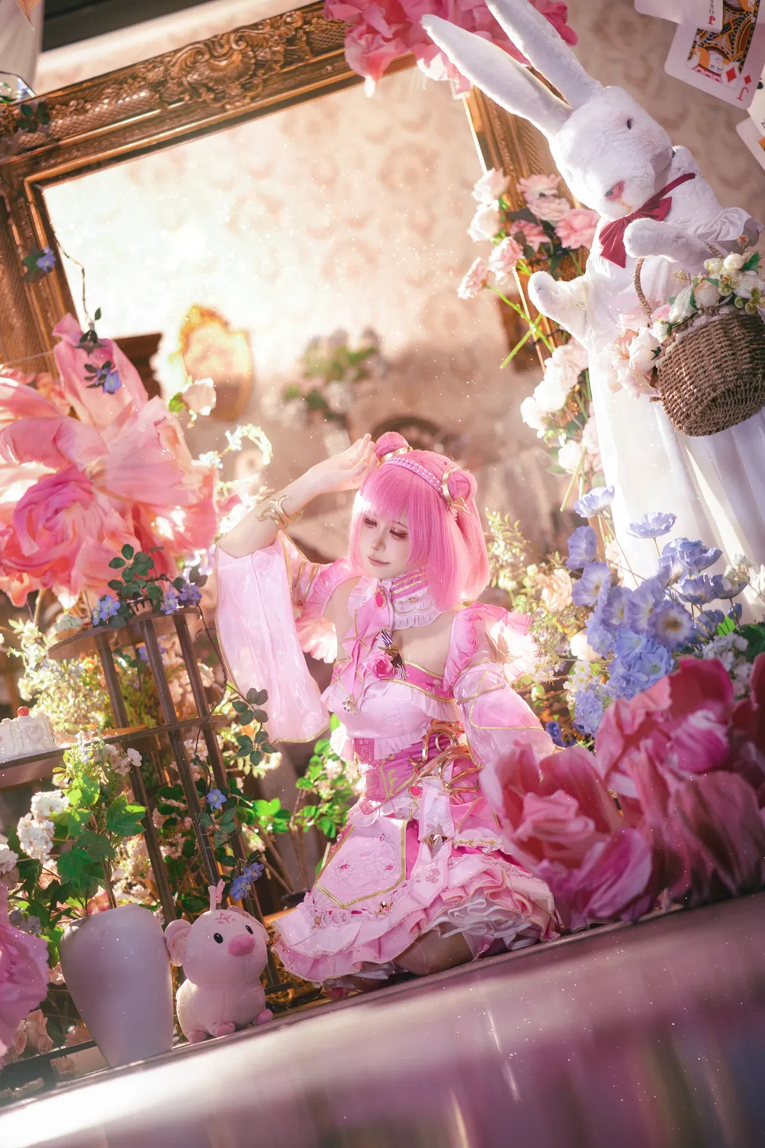 【陈樱儿cos】神印王座粉色猎魔团动作参考 - 第 8 张