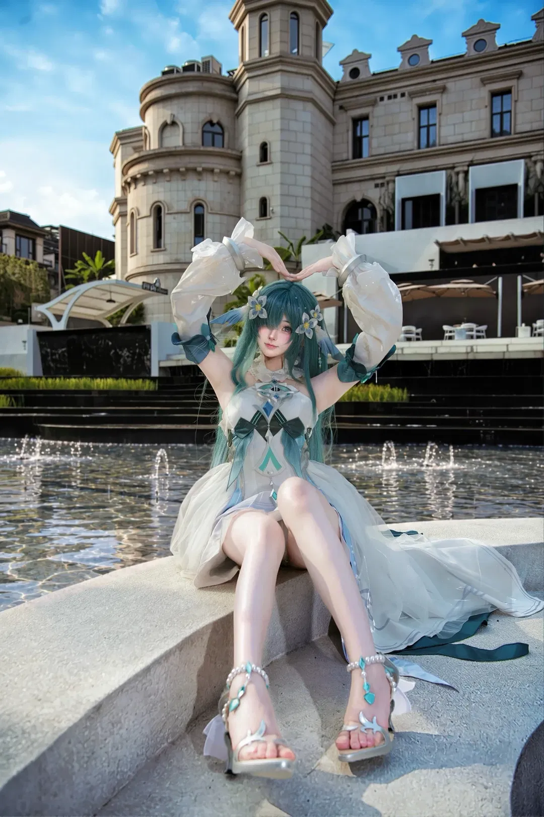【沃雅妮莎cos】至冬国度的寒风中绽放的冰蓝之花 - 第 2 张