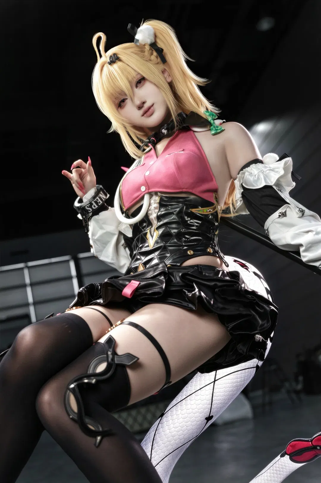 【希希芙cos】绝区零叛逆辣妹的棚拍记录