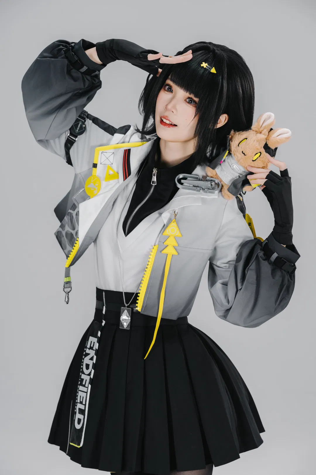 【女管理员cos】明日方舟终末地，机能风与日常感完美结合的穿搭 - 第 3 张