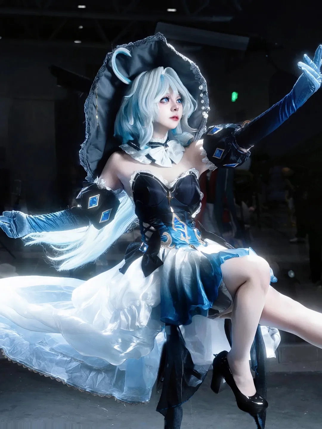 【芙宁娜cos】原神深海来信，孤独的演绎者 - 第 1 张