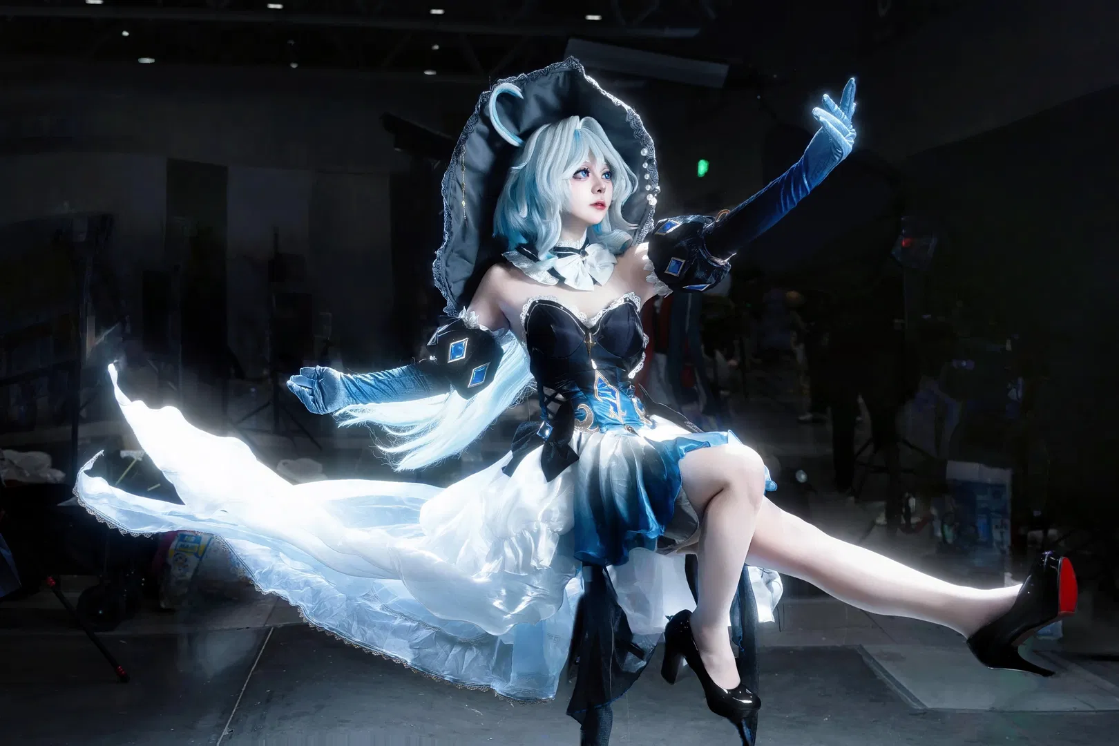 【芙宁娜cos】原神深海来信，孤独的演绎者 - 第 4 张