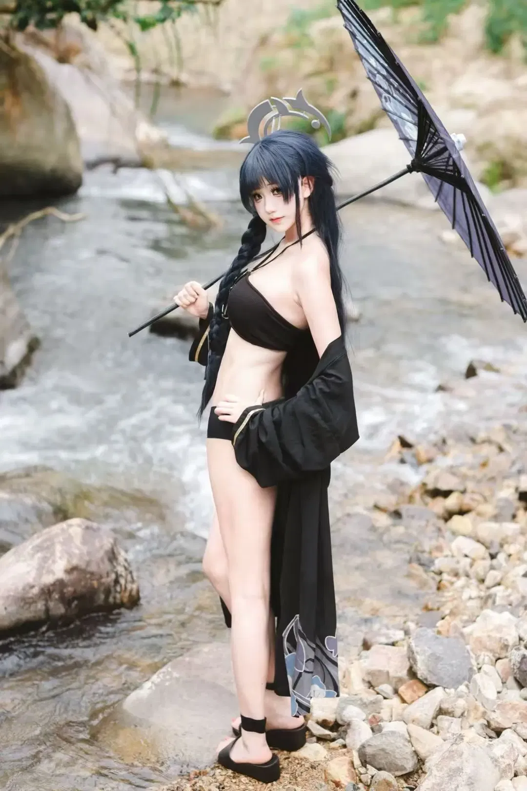 【龙华妃咲cos】碧蓝档案里的溪流清凉夏日 - 第 5 张