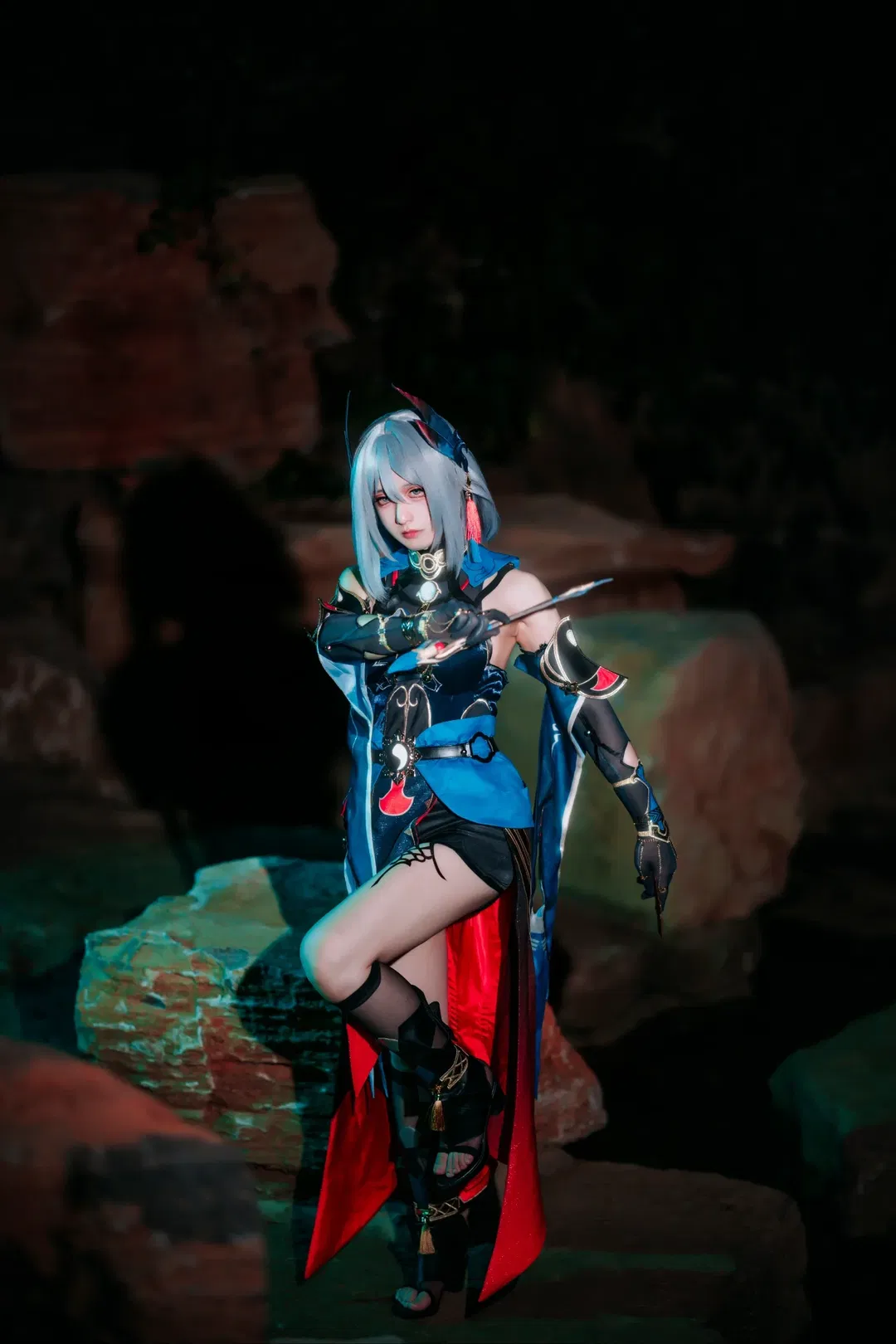 寒鸦cos 崩坏星穹铁道 暗夜岩石间的判官 - 第 1 张