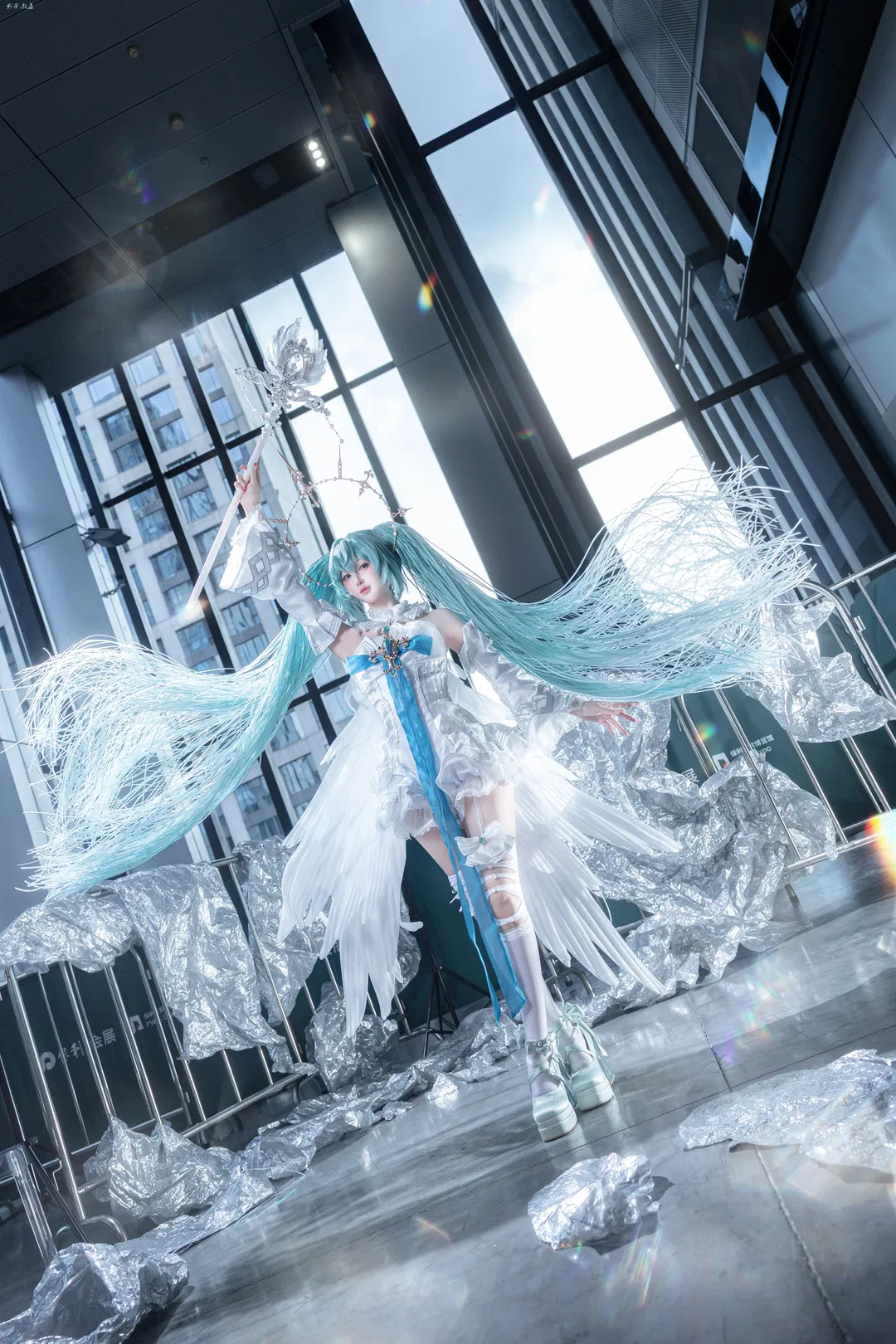【初音未来cos】天使降临CICF，第一次出自己推的初音未来 - 第 1 张