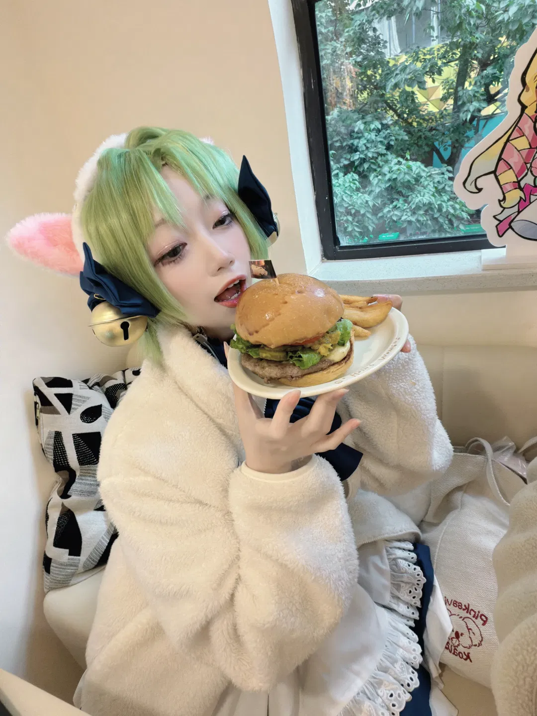 【数码子cos】铃铛猫娘的美食打卡日常 - 第 2 张