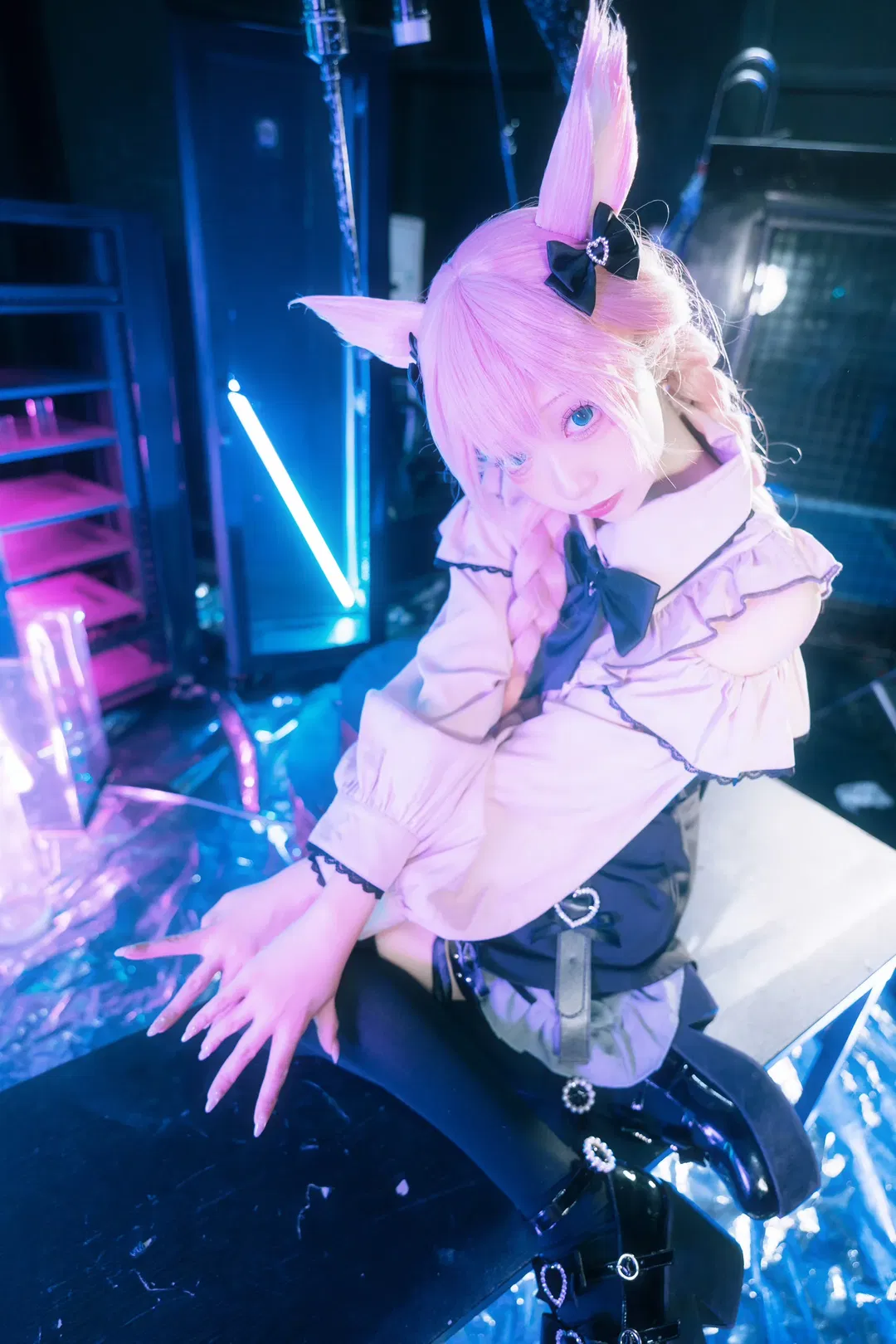 【猫娘cos】粉黑配色蕾服与赛博朋克的碰撞 - 第 1 张