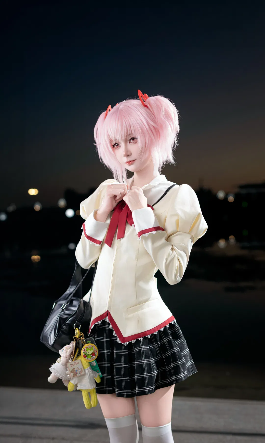 【鹿目圆cos】魔法少女小圆成都世界线漫展夜景场照 - 第 1 张