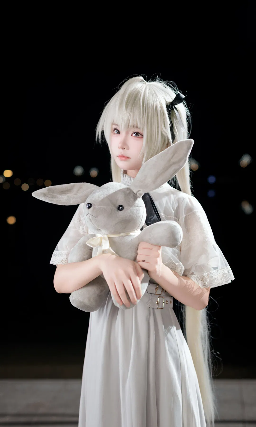 【春日野穹cos】緣之空裡的經典銀髮白裙造型 - 第 6 張