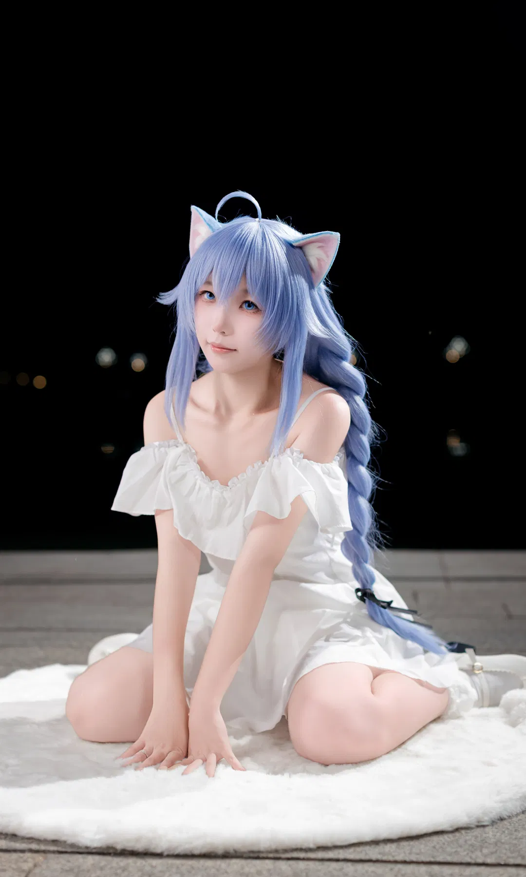 【洛琪希cos】无职转生 漫展夜景下的蓝发魔法师 - 第 6 张