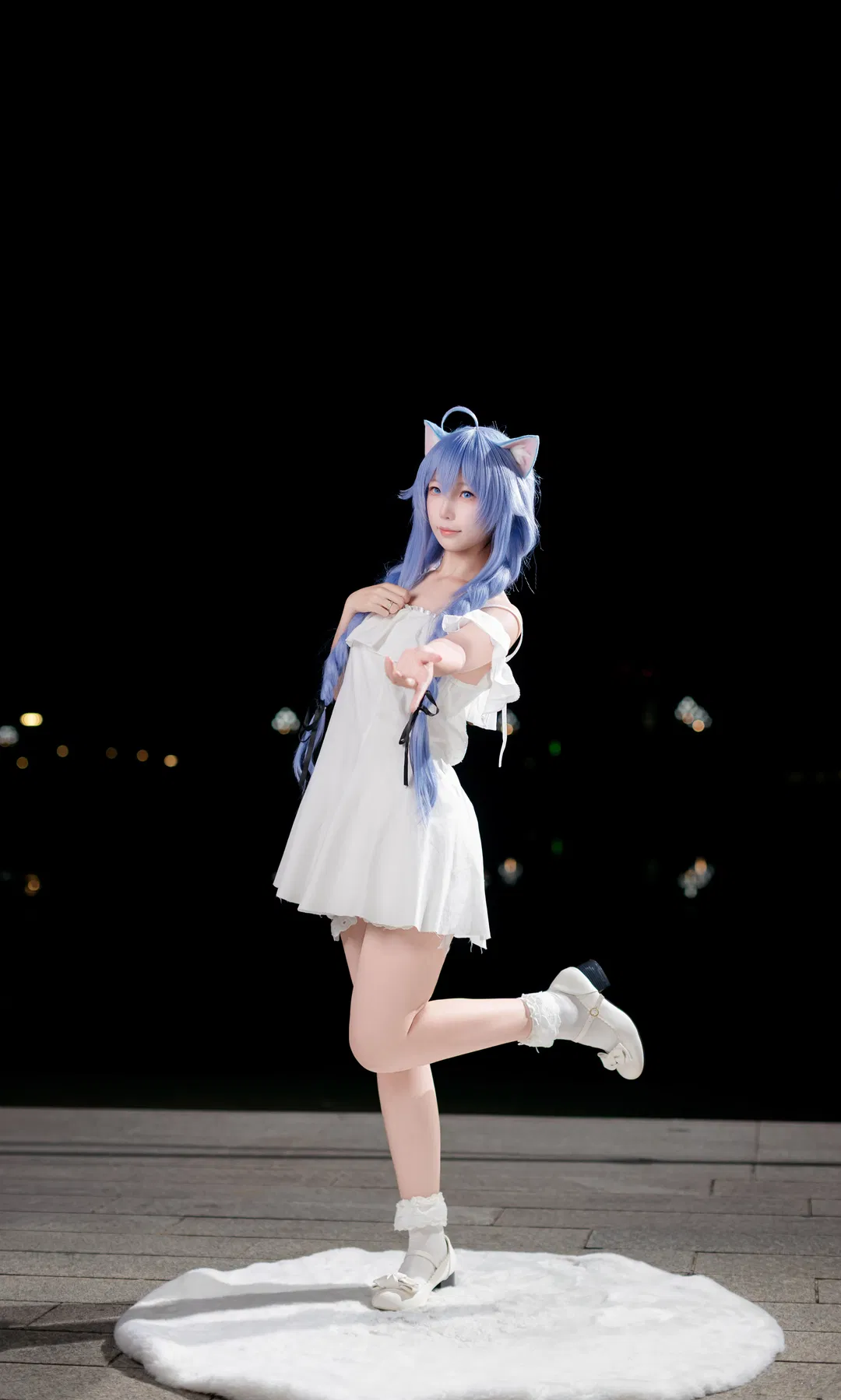 【洛琪希cos】无职转生成都世界线漫展场照，白裙猫耳魔法师 - 第 3 张