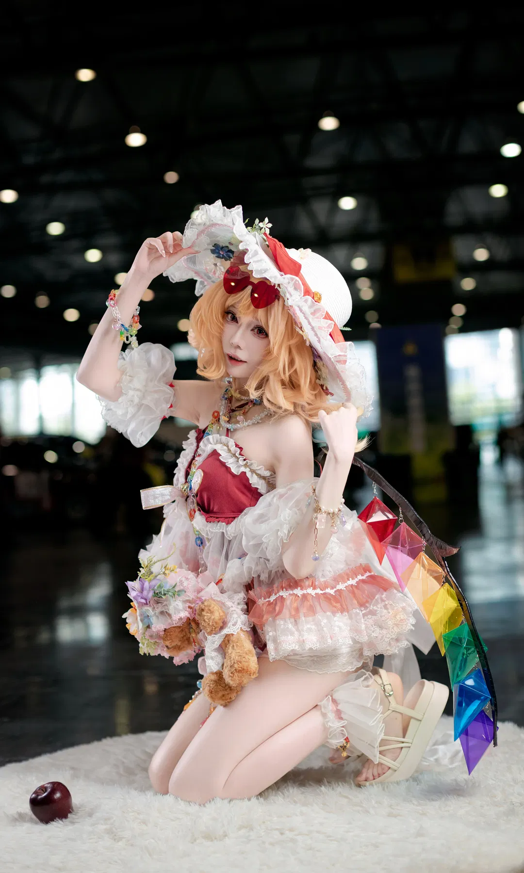 【芙蘭朵露cos】東方紅魔鄉紅魔館的二小姐日常 - 第 2 張