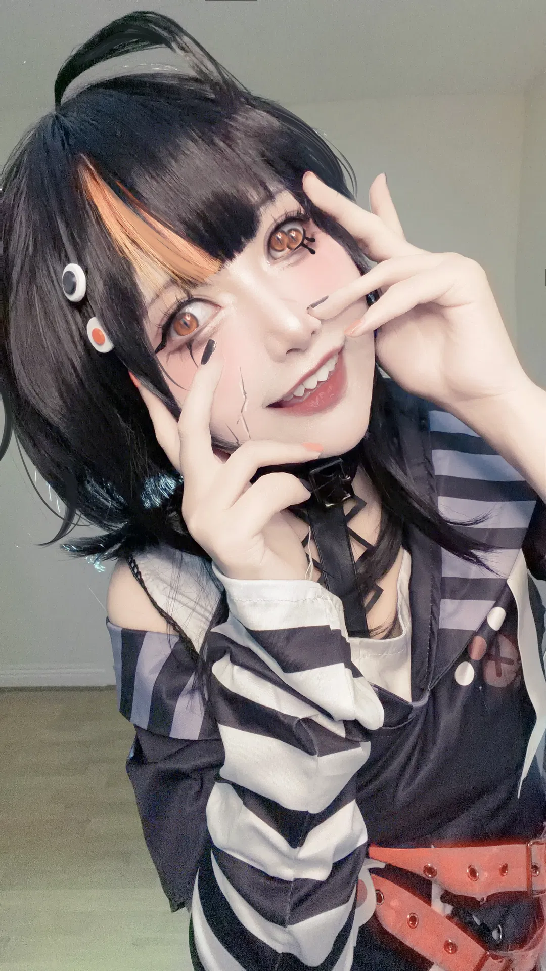 【泽渡可可cos】魔法少女的魔女审判魔女化，暗黑哥特造型展现俏皮感 - 第 2 张