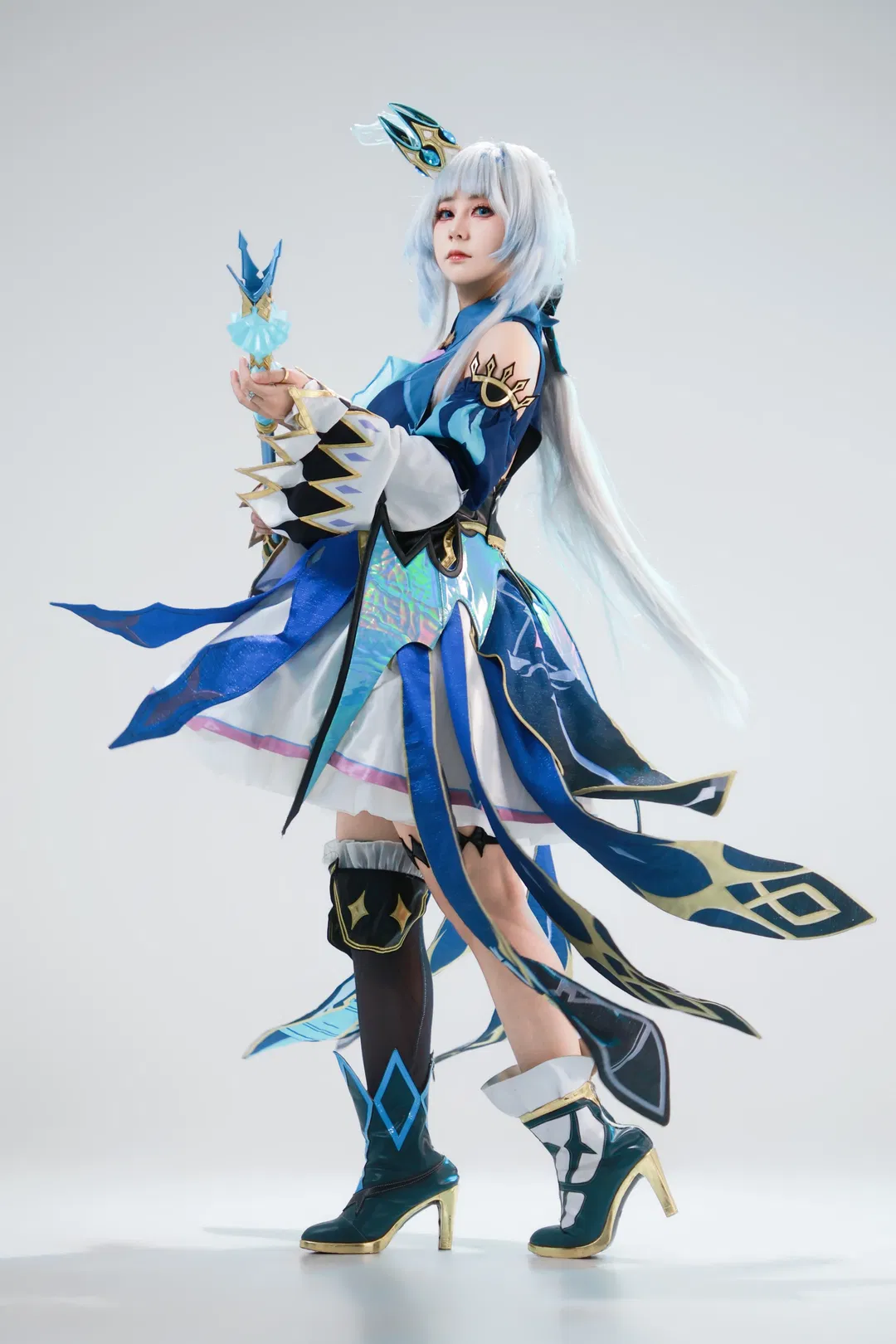 【刻律德菈cos】崩坏星穹铁道，凯撒的征服之旅 - 第 4 张