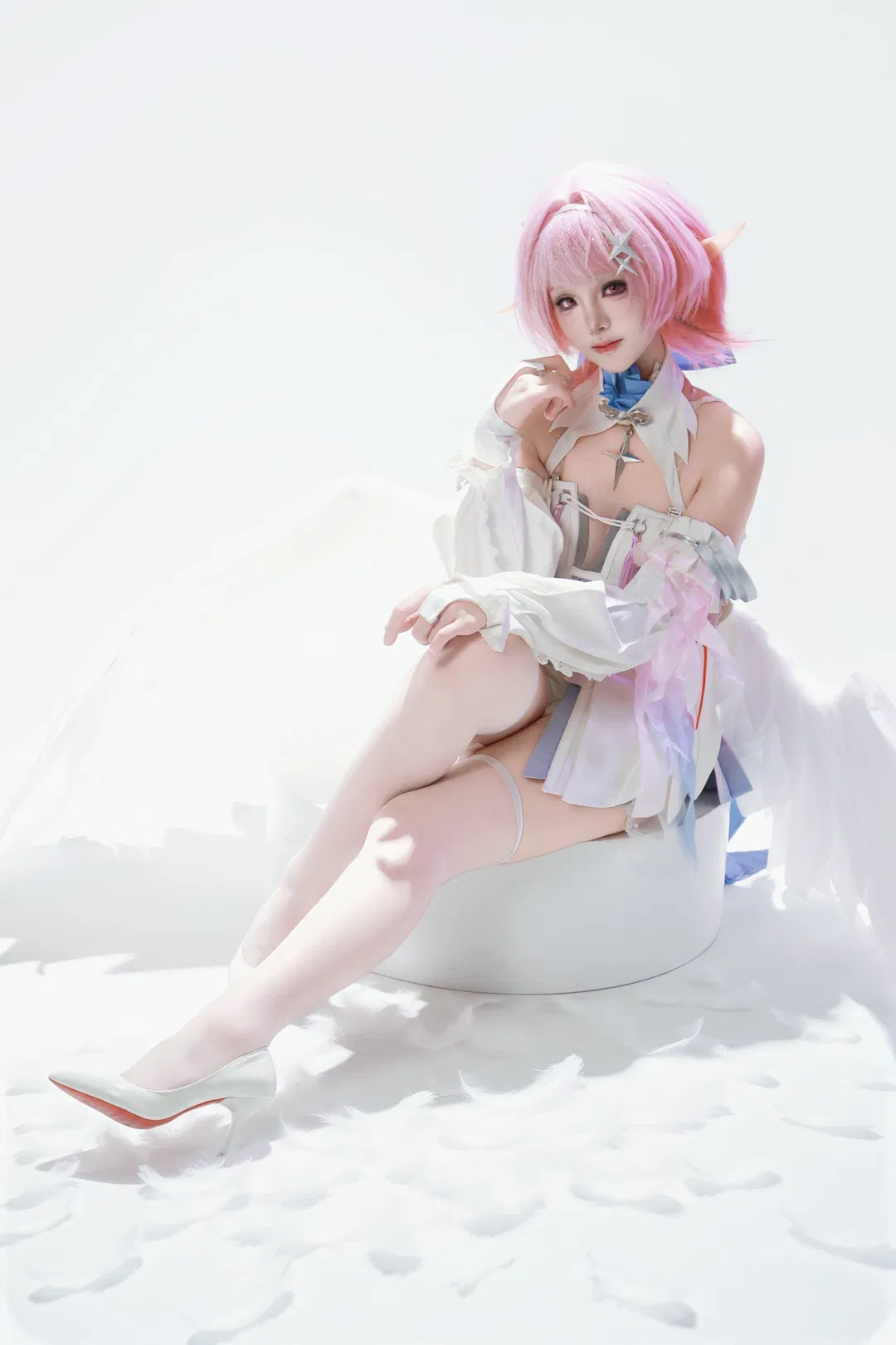 【蕾米埃爾『C』cos】絕區零的純白羽毛之舞 - 第 5 張