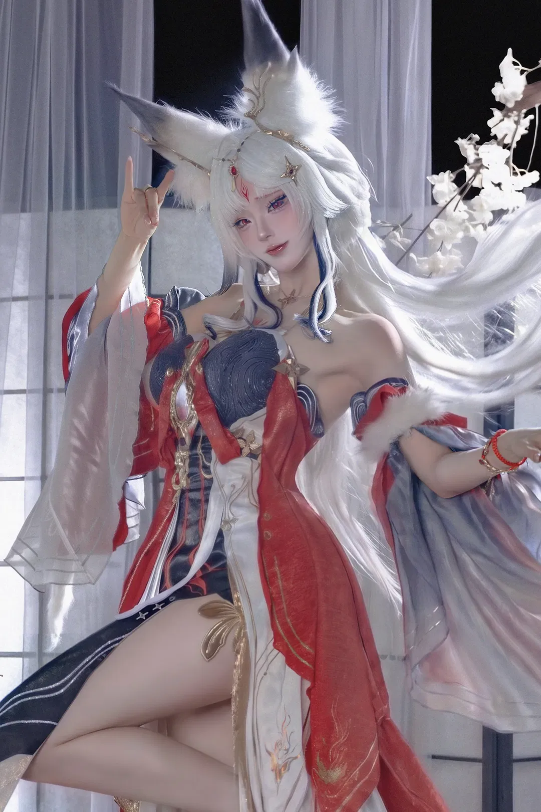 【心月狐cos】鸣潮心月狐的国风奇幻造型 - 第 1 张