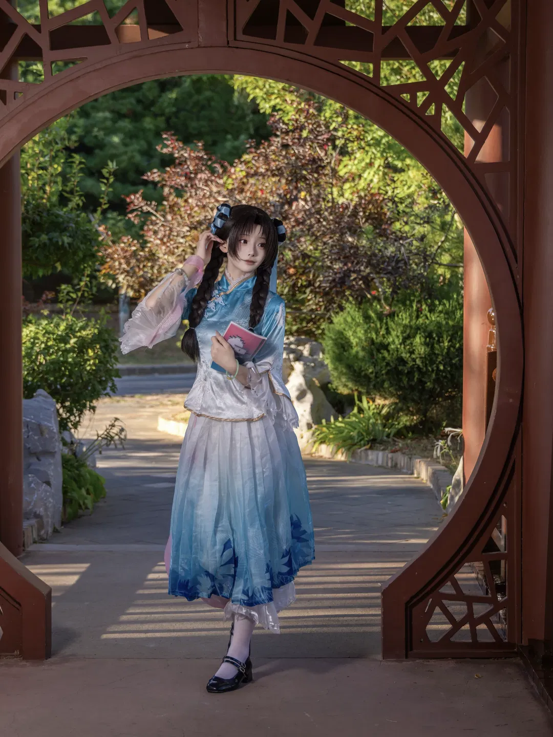 【西施cos】王者荣耀诗雨江南，江南园林里的温婉一瞥