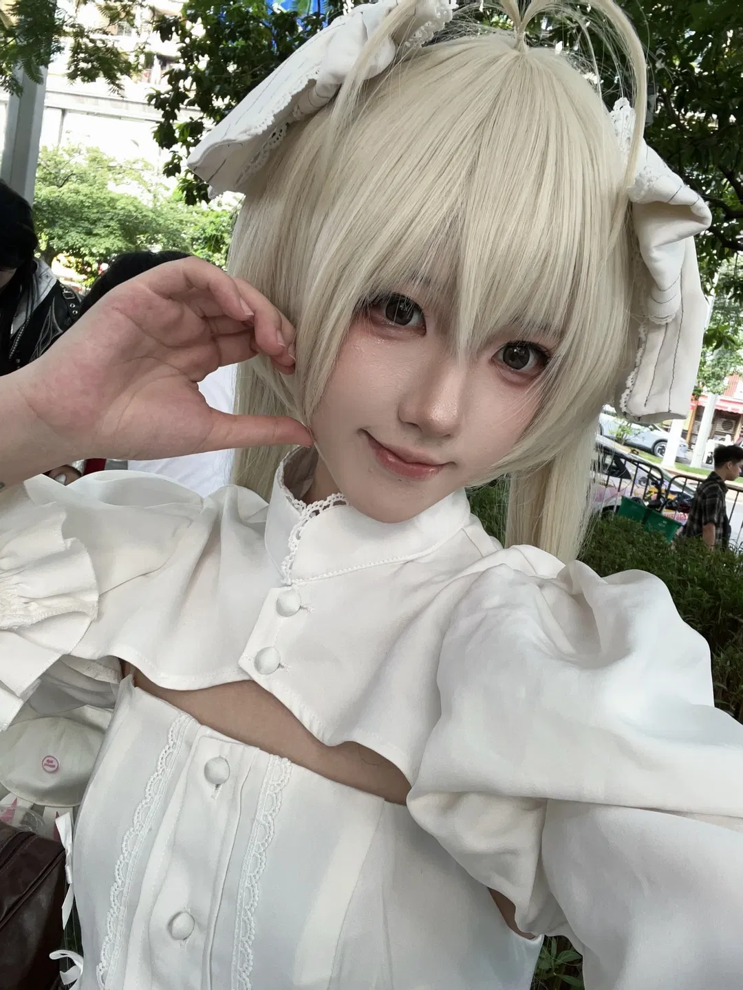 【春日野穹cos】十二年后再战穹妹，这套白色洋装太有挑战性了 - 第 1 张