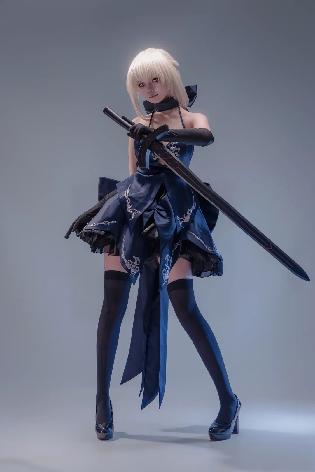 【Saber cos】来一点小小的二次元震撼，Saber站姿九宫格挑战 - 第 9 张