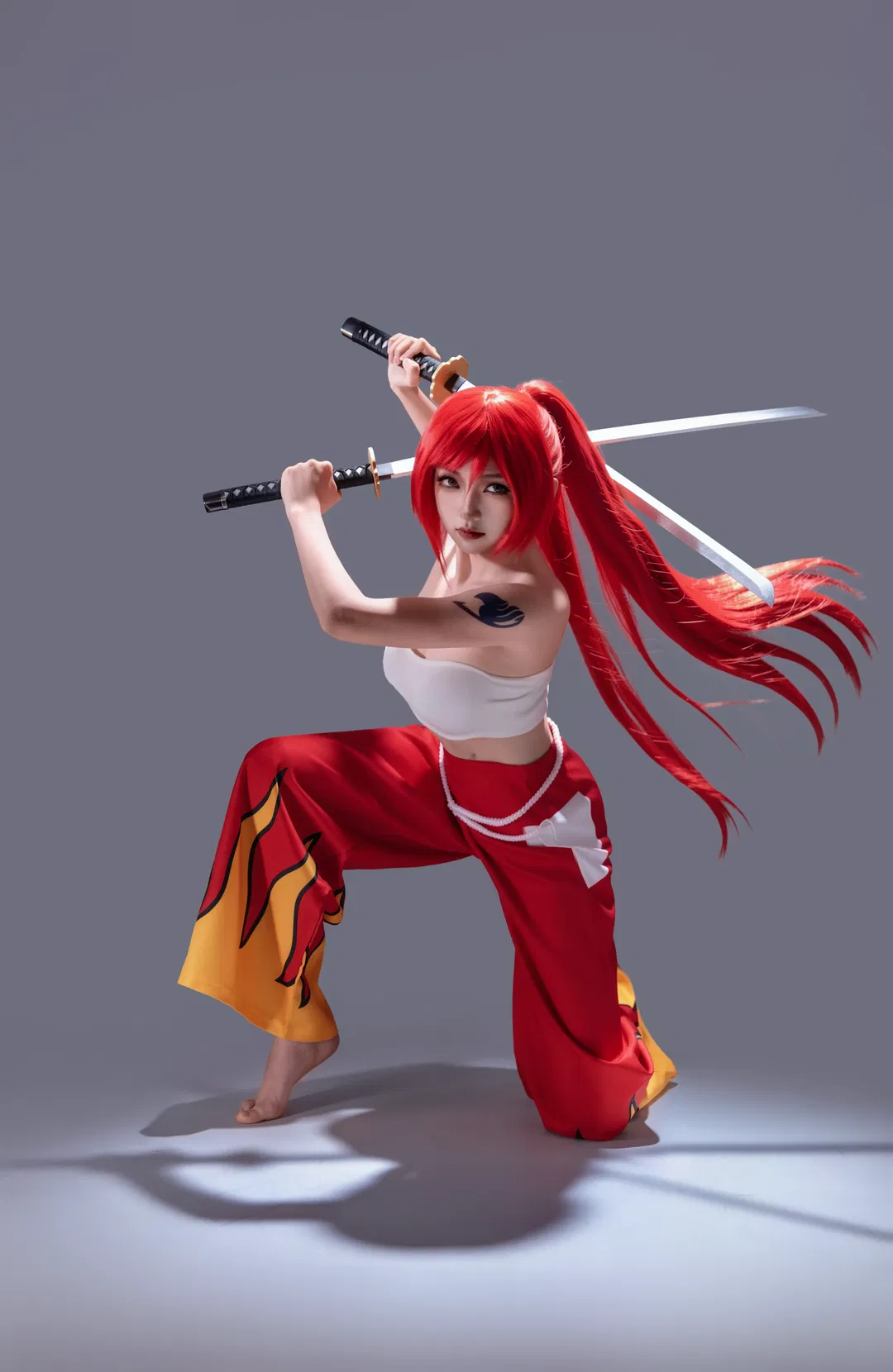 妖精的尾巴艾露莎cos，双刀姿势动作拍摄分享 - 第 10 张