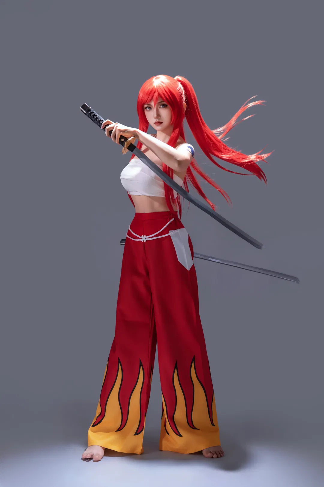 妖精的尾巴艾露莎cos，双刀姿势动作拍摄分享 - 第 6 张