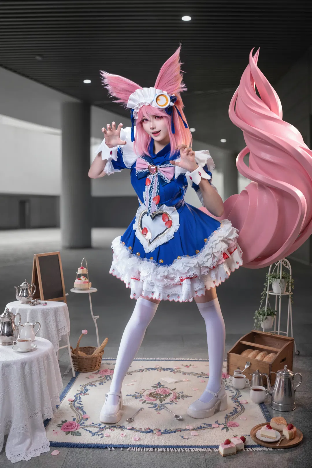 【妲己cos】漫展上的粉发女仆茶会 - 第 3 张