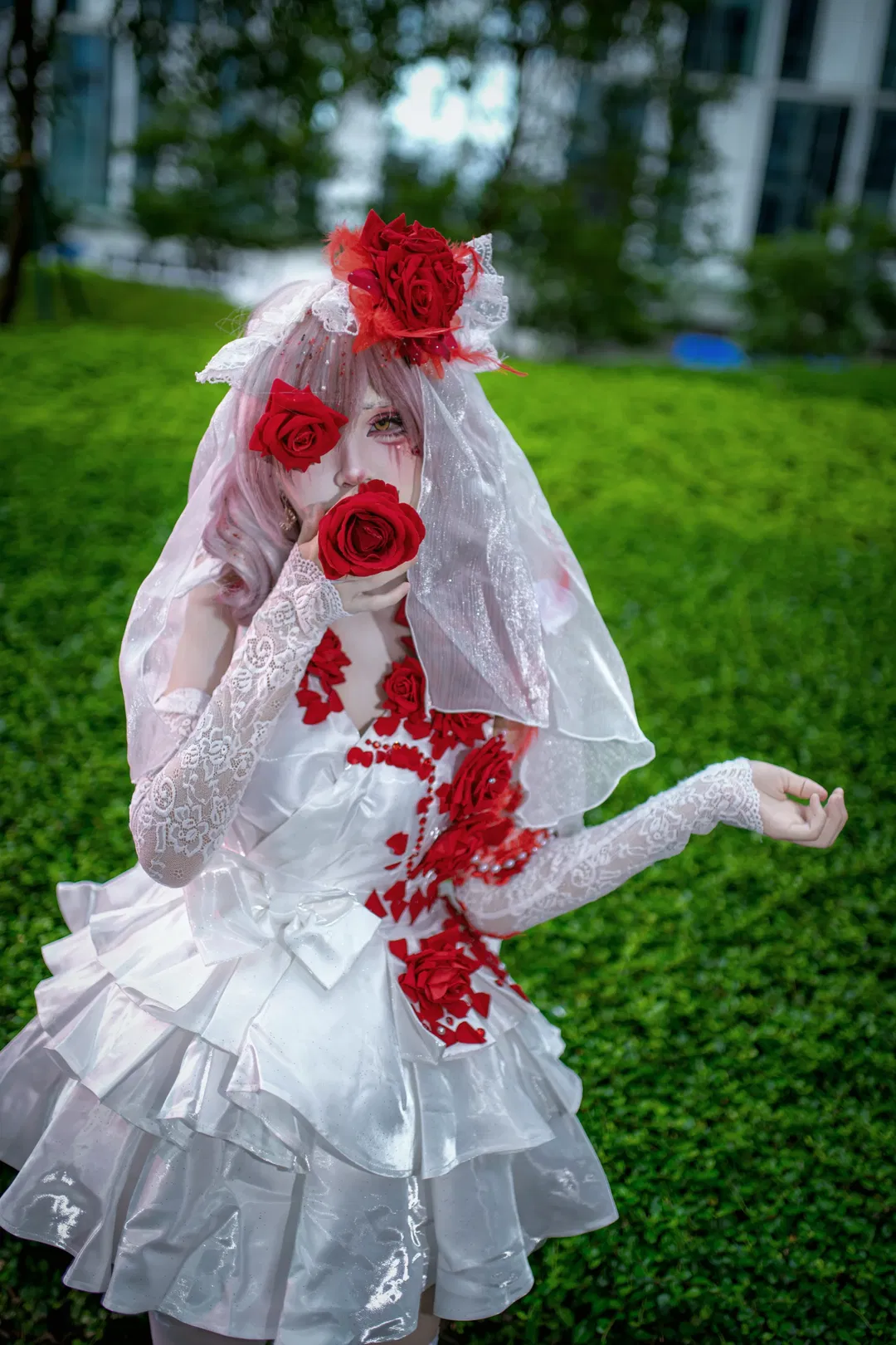 【調香師·猩紅新娘cos】第五人格極致的紅白反差 - 第 1 張