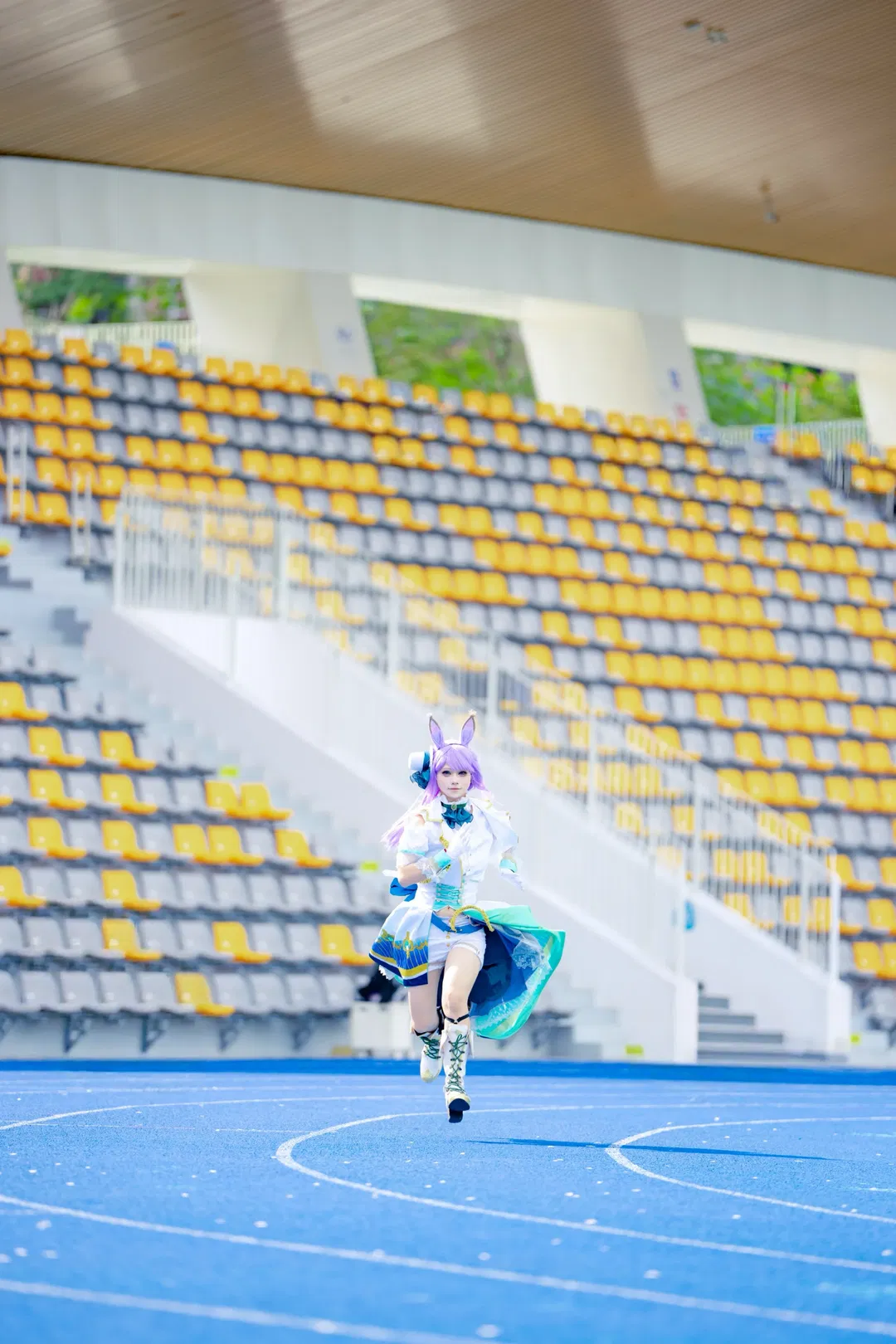 【目白麦昆cos】蓝色跑道上的赛马娘闪耀优俊少女 - 第 4 张