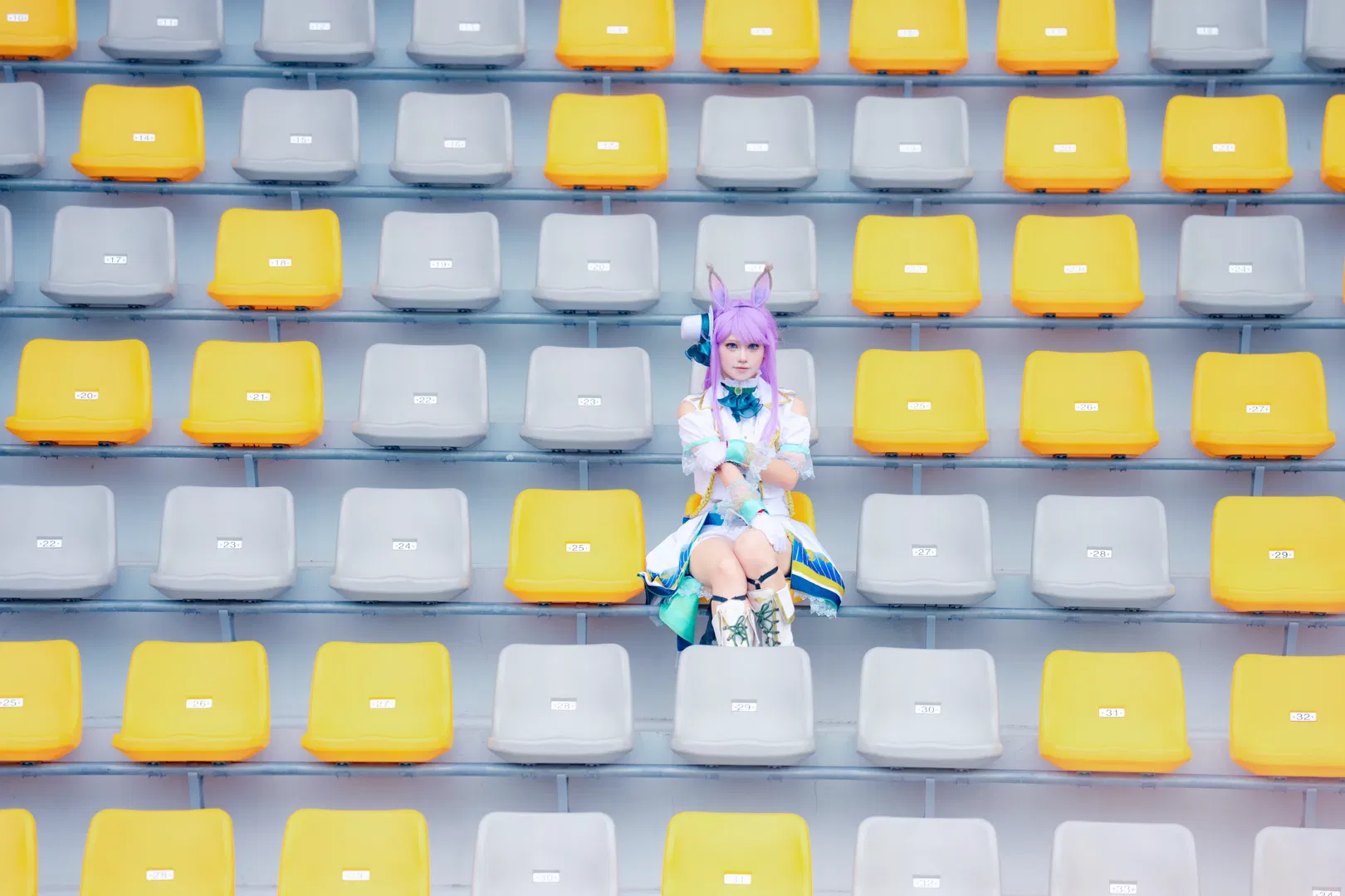 【目白麦昆cos】蓝色跑道上的赛马娘闪耀优俊少女 - 第 7 张