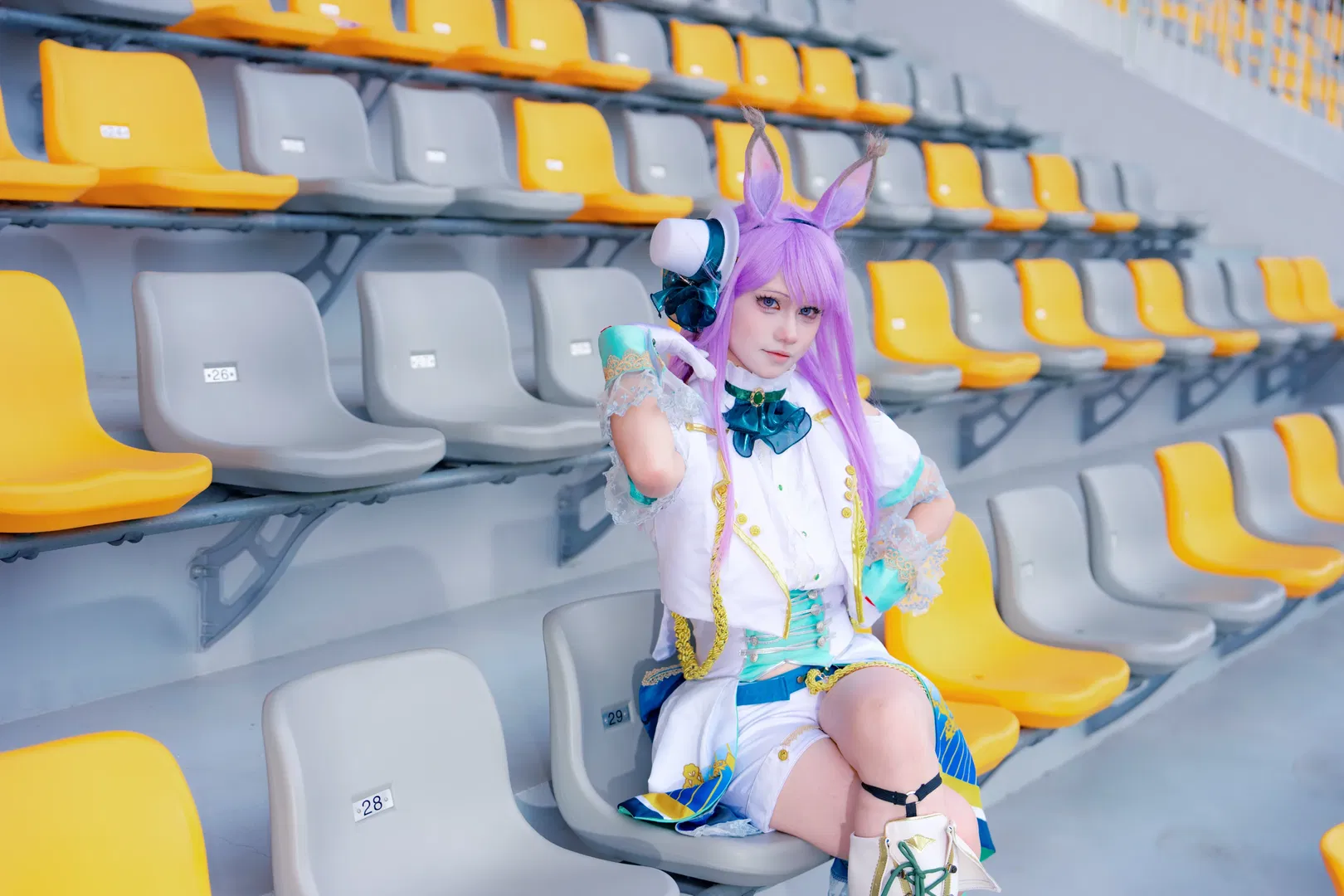 【目白麦昆cos】蓝色跑道上的赛马娘闪耀优俊少女 - 第 8 张