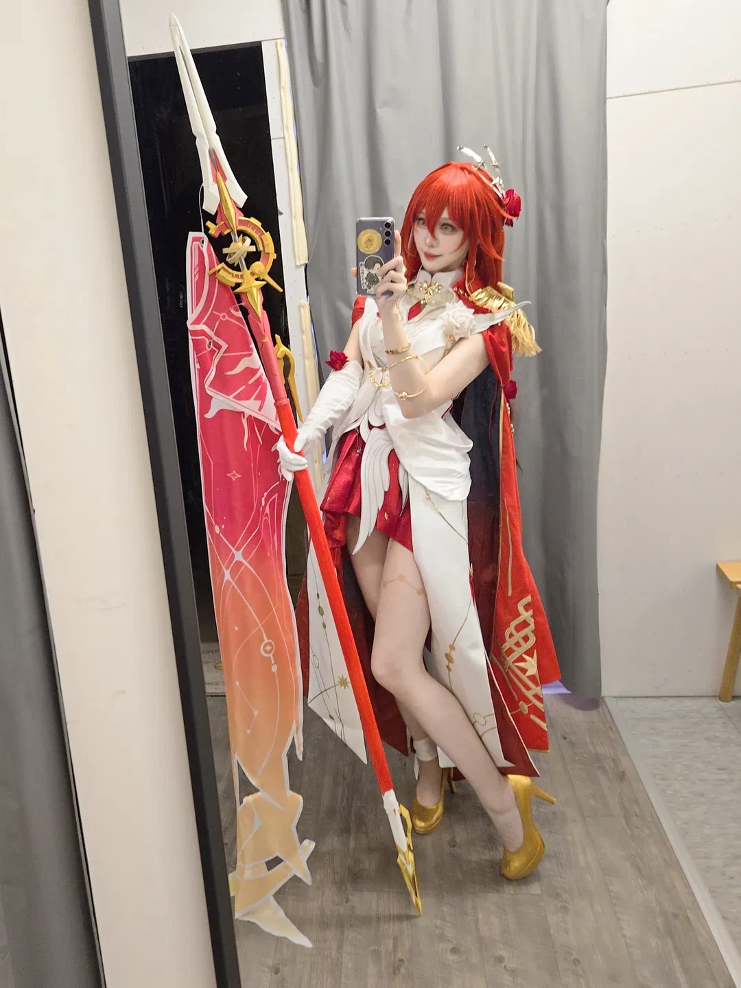 【姬子cos】崩坏星穹铁道 启行这套真的太有气场了 - 第 3 张
