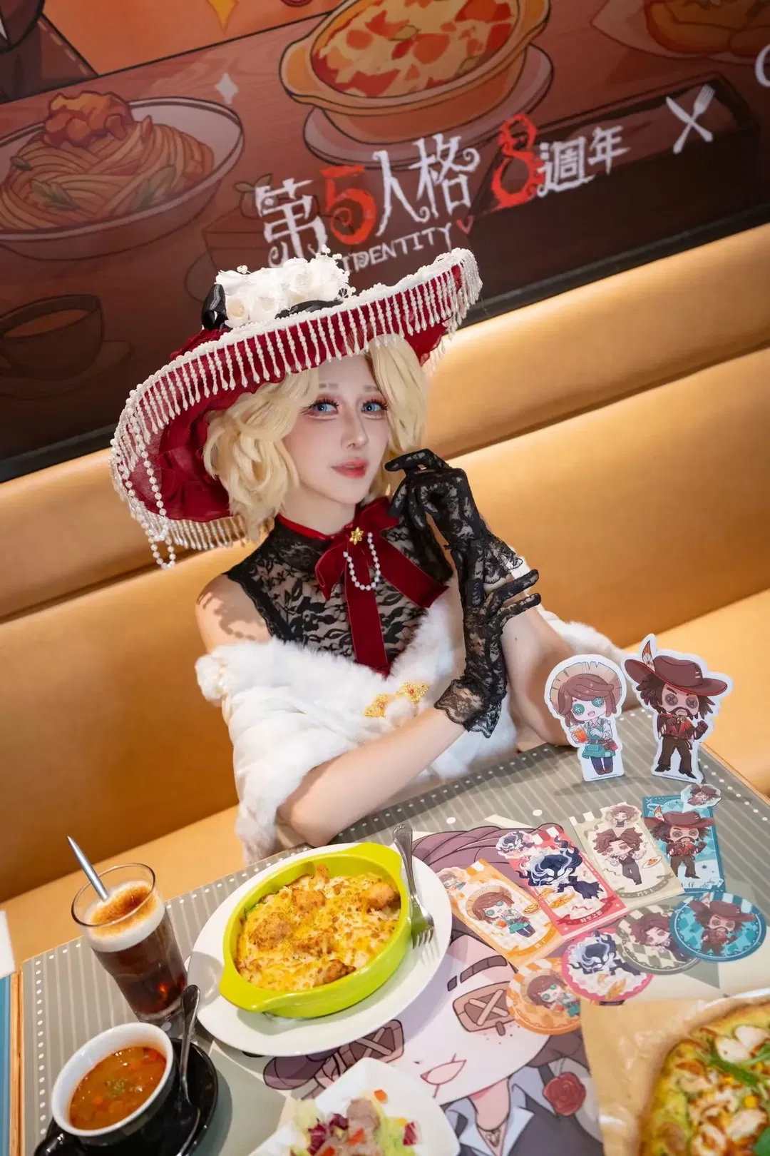 【法罗女士cos】优雅赴约第五人格八周年主题餐厅 - 第 2 张