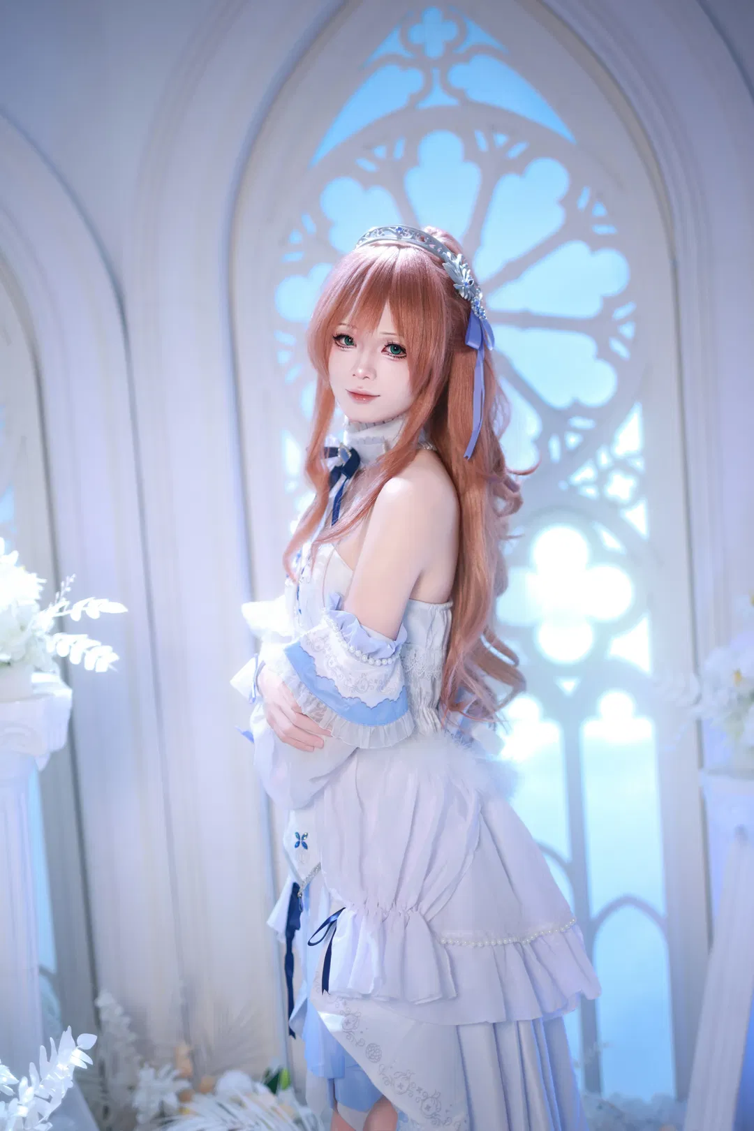 【今井丽莎cos】BanG Dream! 礎の花冠 白蓝婚纱风造型分享 - 第 4 张