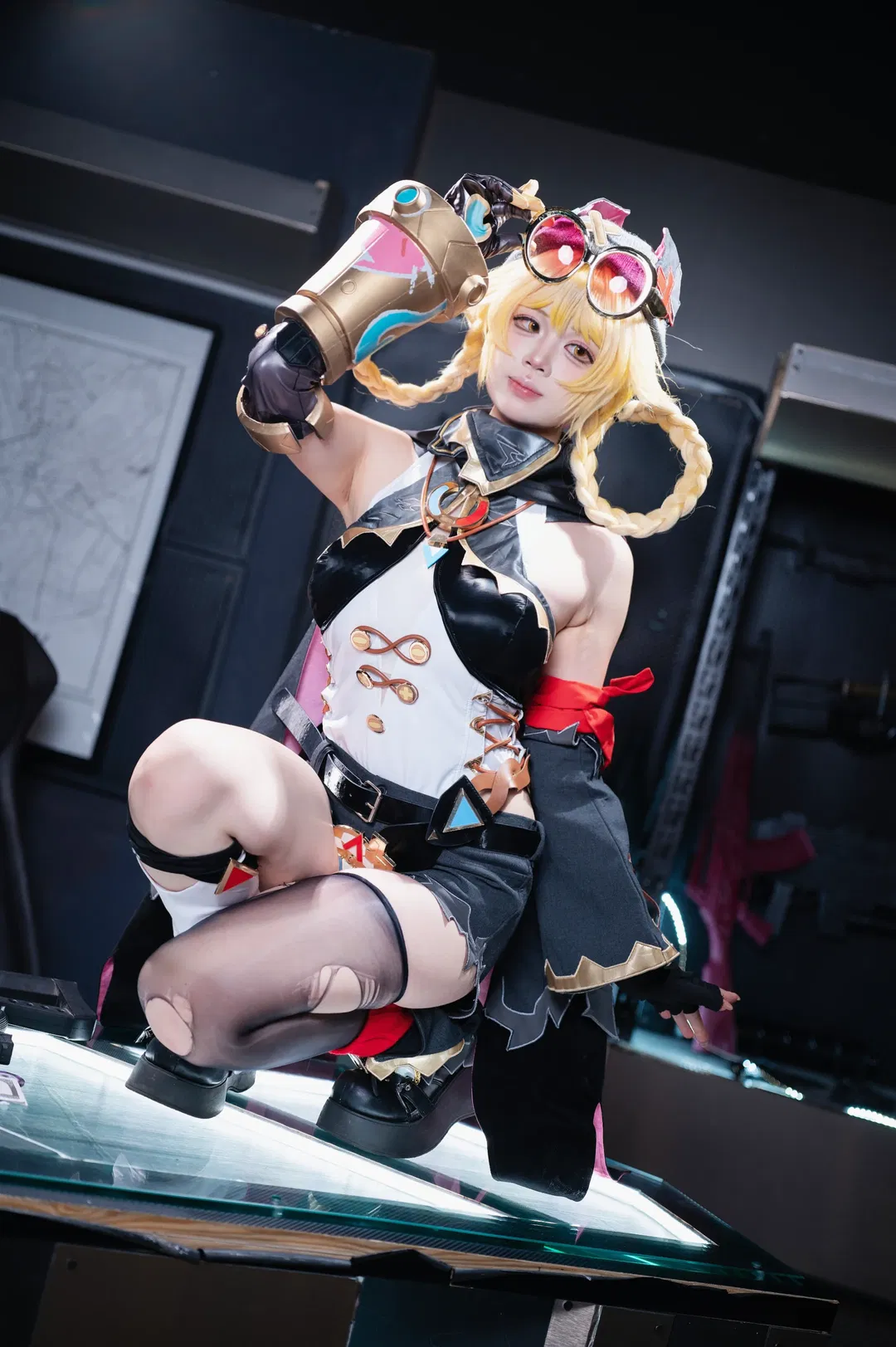 【ヤフォダコスプレ】『原神』賞金稼ぎが紡ぐ「秘聞館」の日常 - 2 枚目