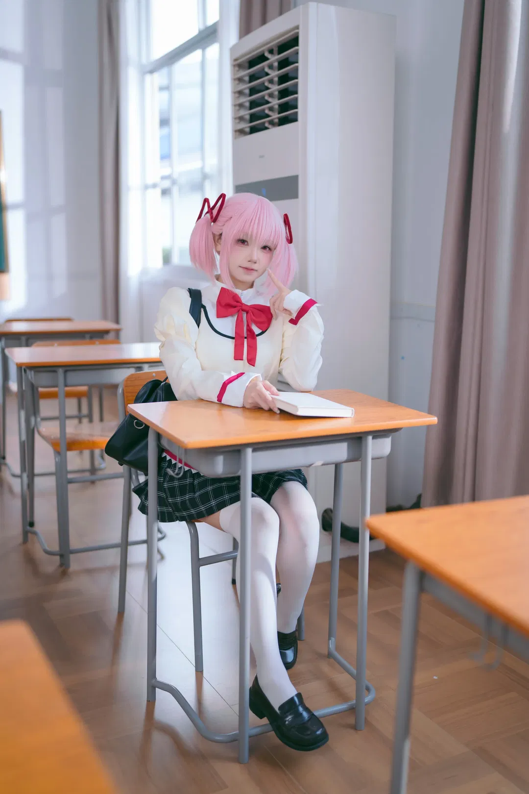 【鹿目圆cos】魔法少女小圆，在校园里把二次元变成现实 - 第 7 张