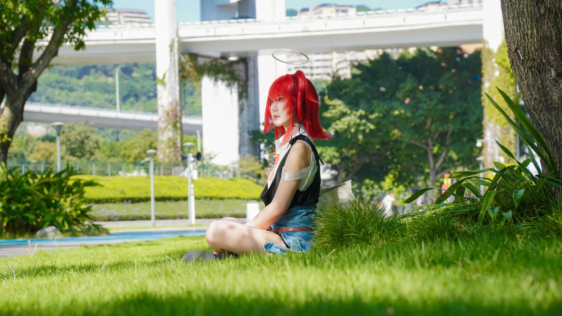 【新约能天使cos】明日方舟夏末高架桥草地外景记录 - 第 2 张