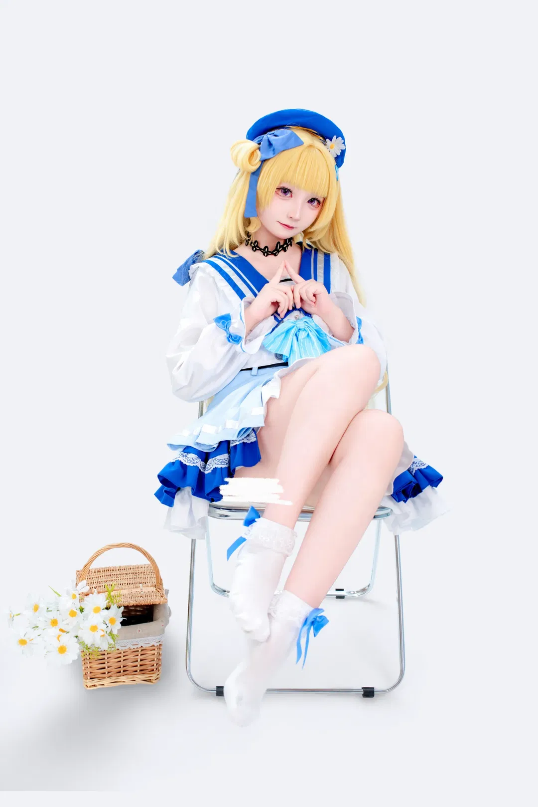 【菲比cos】鸣潮里的蓝色水手服太可爱了 - 第 1 张
